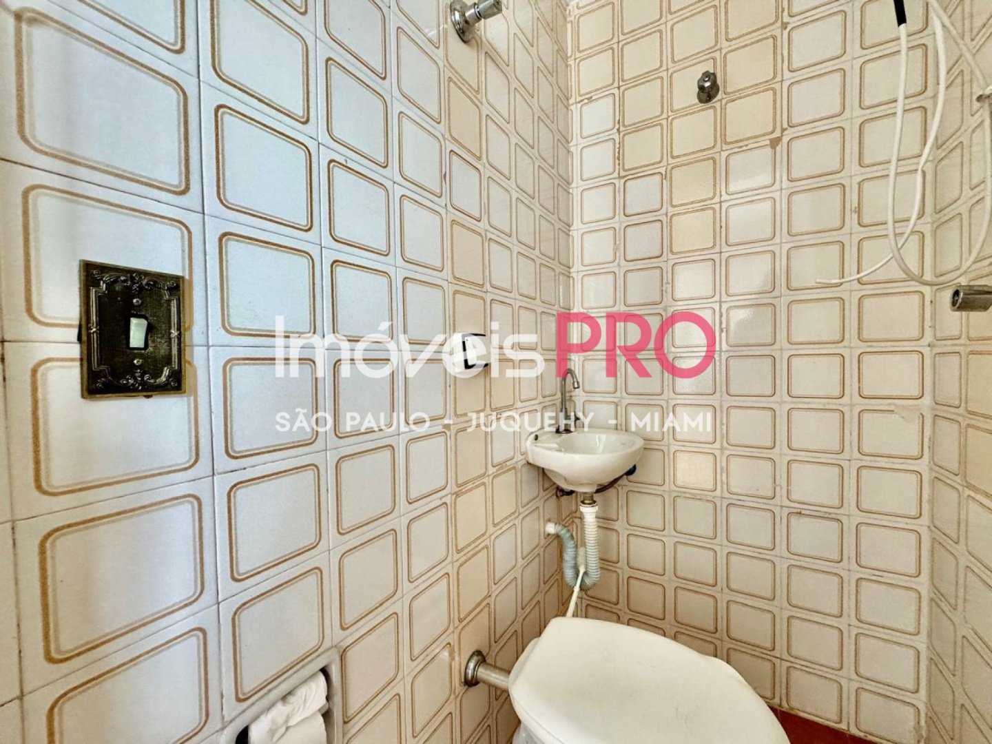 Foto :: https://assets.imoveispro.com.br/thumb/IP38244/apartamento-venda-moema-passaros_IP38244_17_1920x1080.jpg?