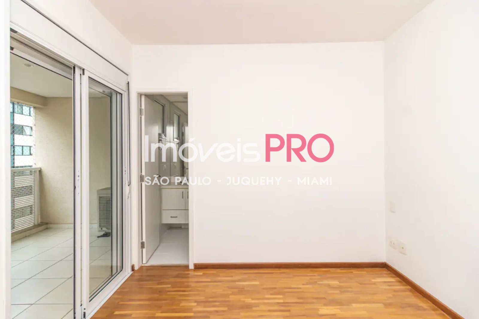 Foto :: https://assets.imoveispro.com.br/thumb/IP38245/apartamento-venda-paraiso_IP38245_11_1920x1080.jpg?