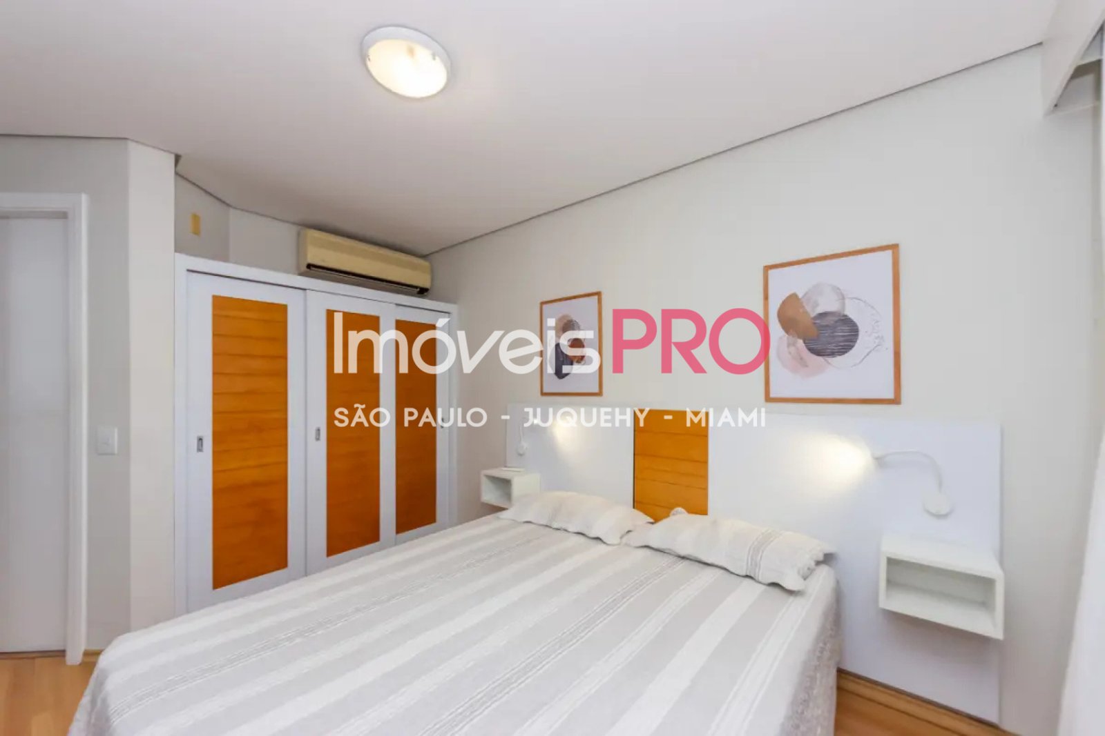 Foto :: IP38246