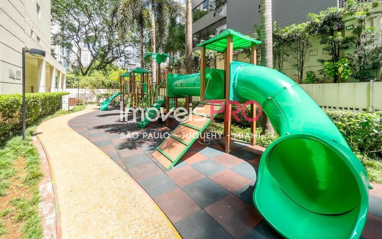 Foto :: IP38250