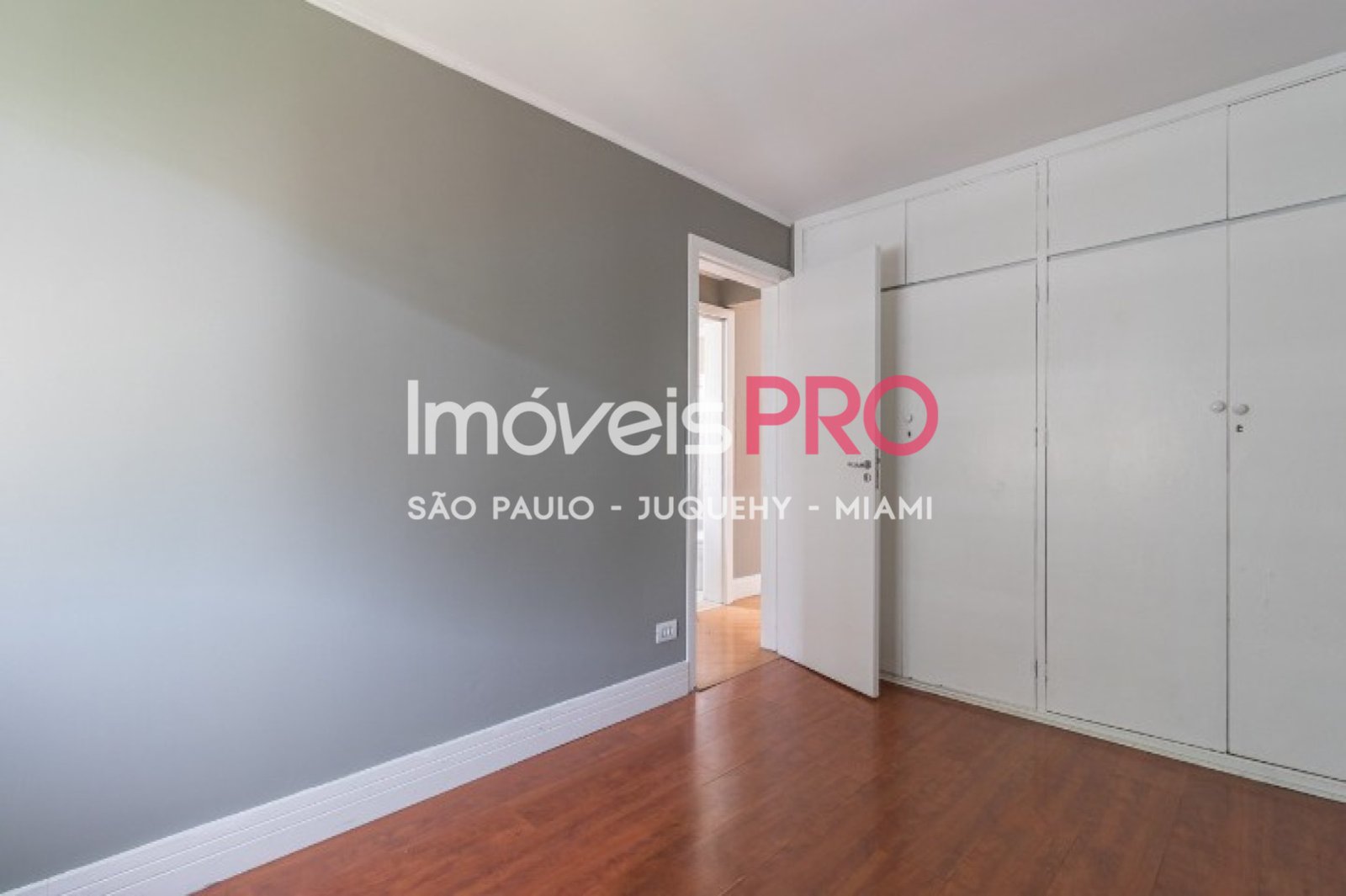 Foto :: https://assets.imoveispro.com.br/thumb/IP38254/apartamento-aluguel-itaim-bibi_IP38254_11_1920x1080.jpg?