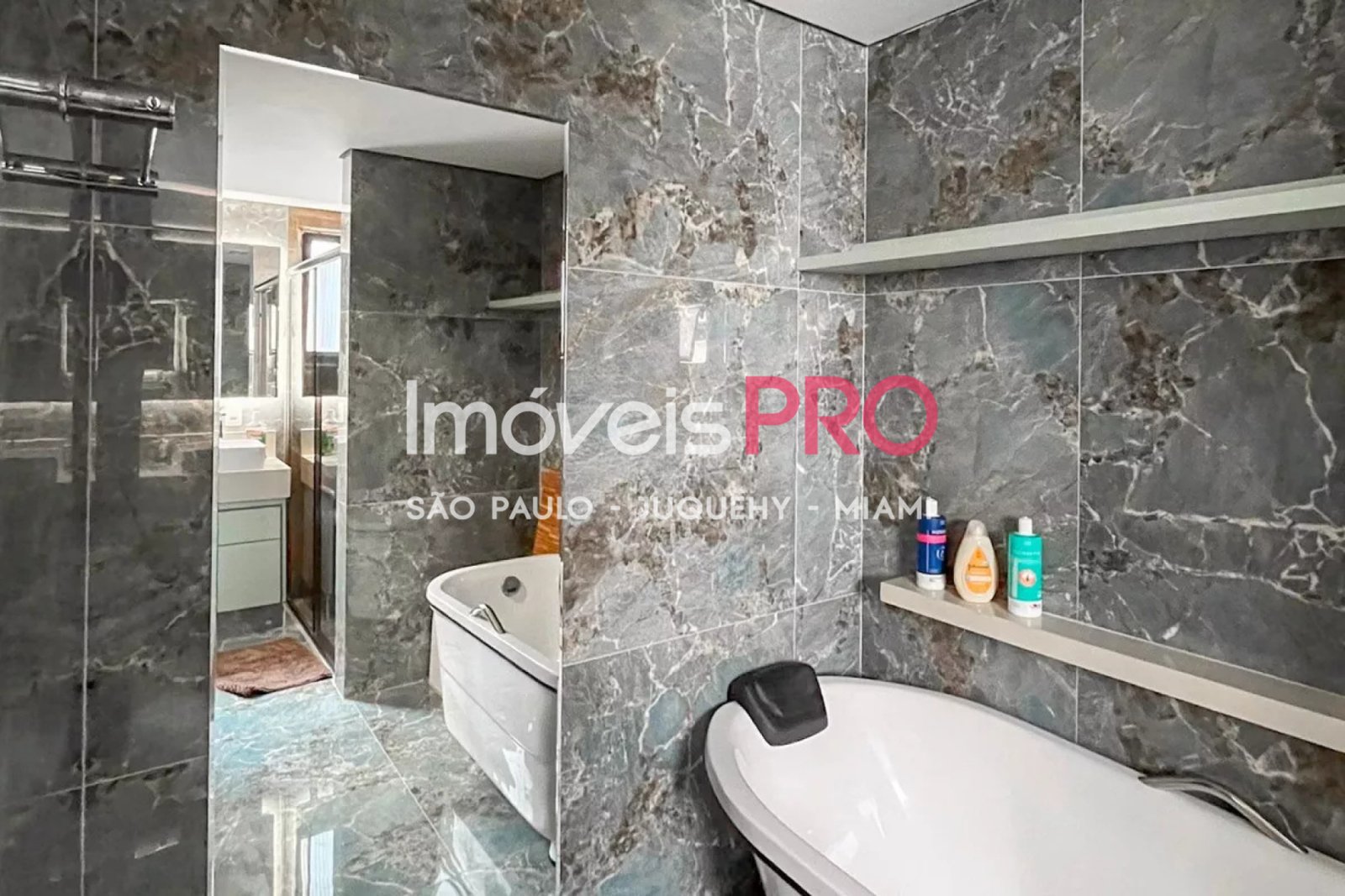 Foto :: https://assets.imoveispro.com.br/thumb/IP38255/apartamento-venda-aclimacao_IP38255_29_1920x1080.jpg?
