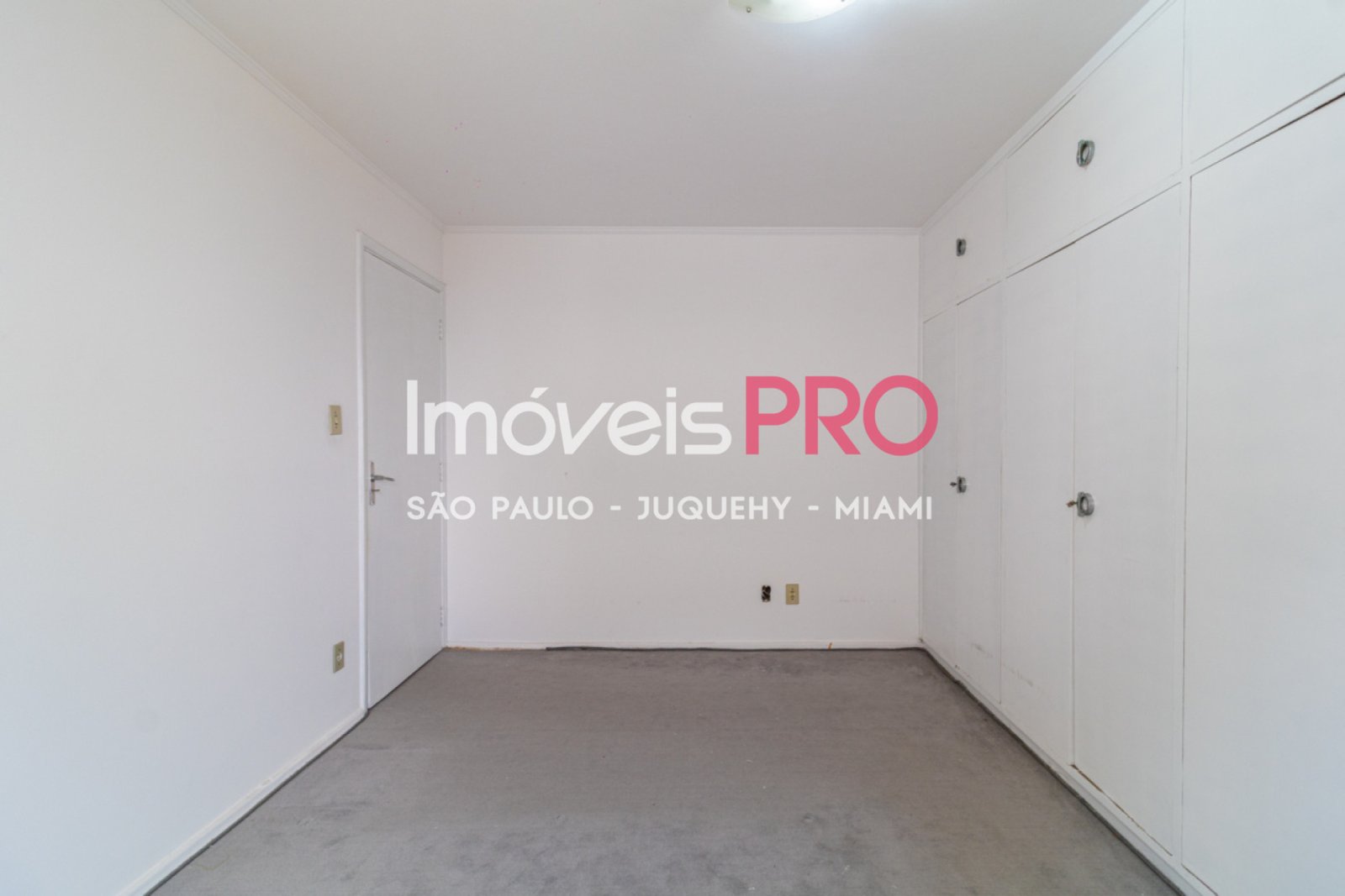 Foto :: https://assets.imoveispro.com.br/thumb/IP38257/apartamento-venda-pinheiros_IP38257_23_1920x1080.jpg?