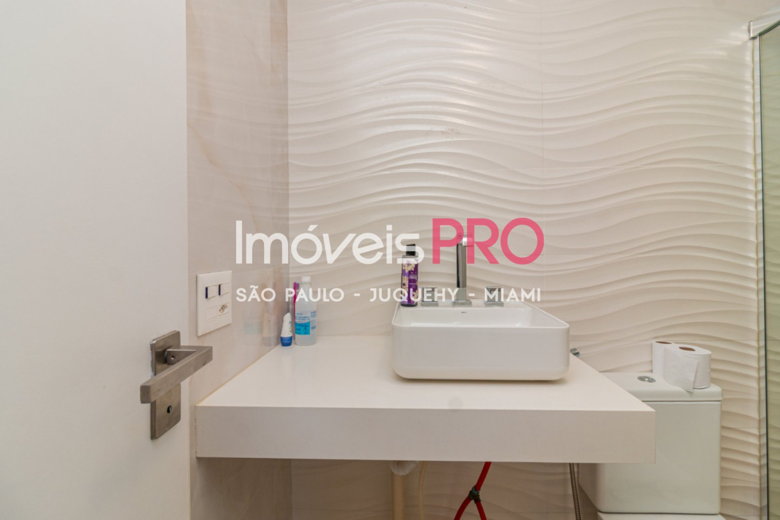 Foto :: https://assets.imoveispro.com.br/thumb/IP38263/apartamento-aluguel-campo-belo_IP38263_17_1920x1080.jpg?