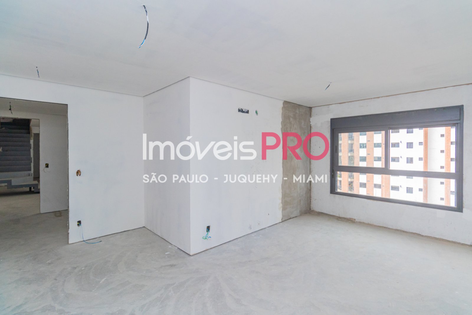 Foto :: https://assets.imoveispro.com.br/thumb/IP38264/cobertura-duplex-venda-moema_IP38264_11_1920x1080.jpg?