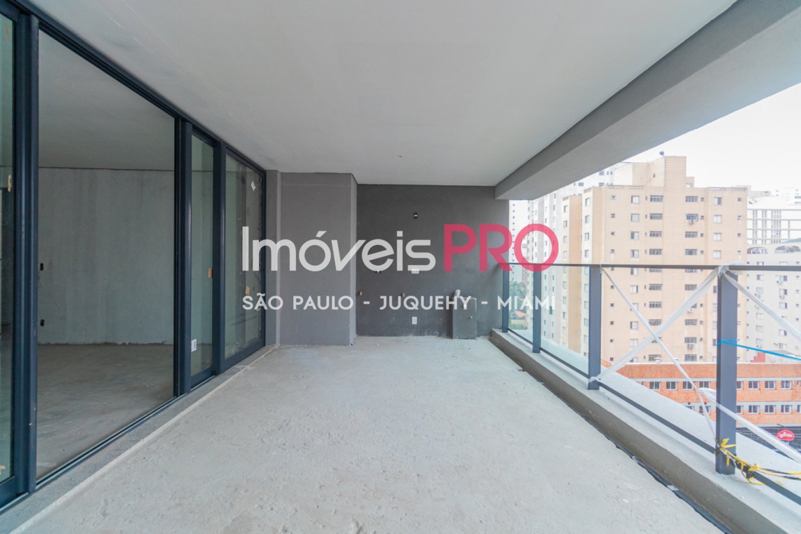 Foto :: IP38264