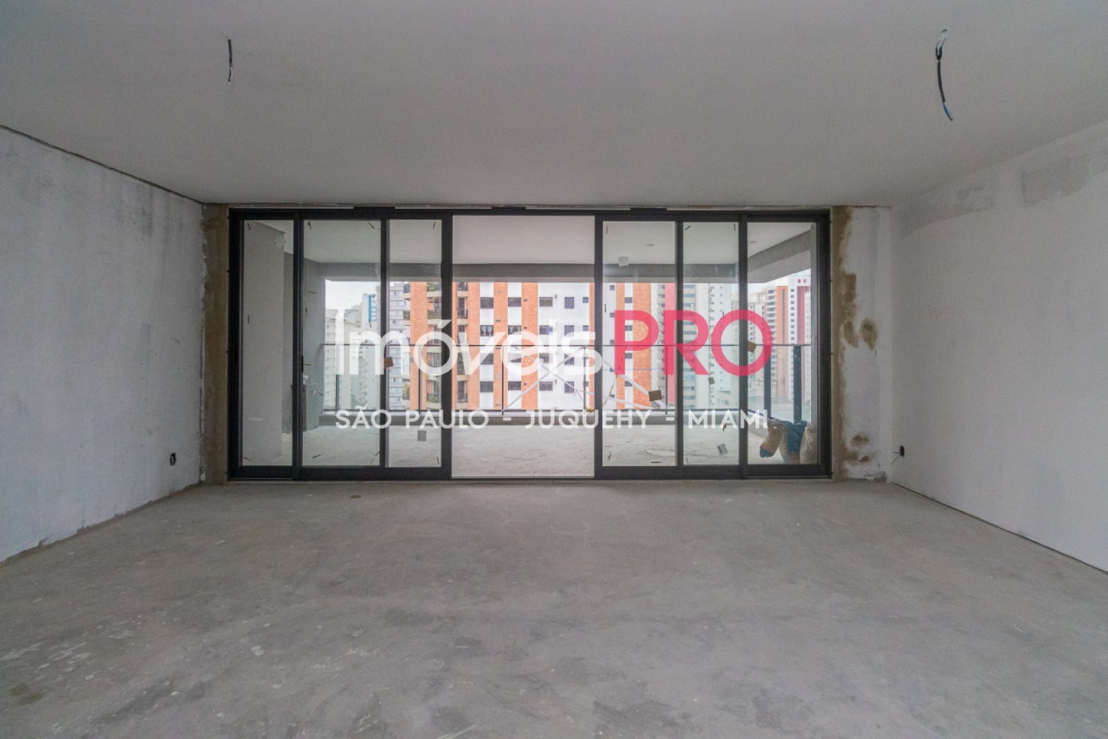 Foto :: IP38264