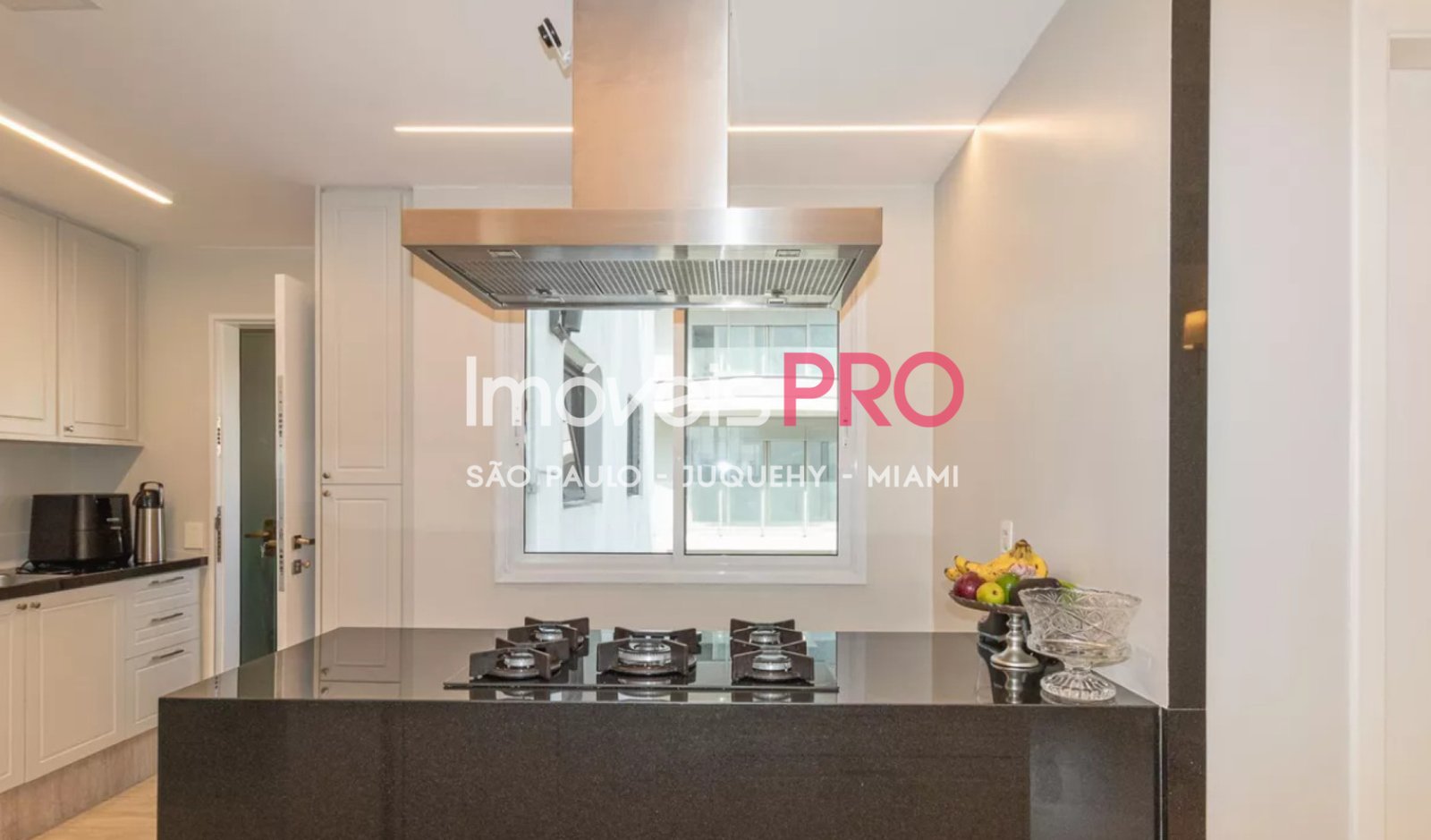 Foto :: https://assets.imoveispro.com.br/thumb/IP38267/apartamento-aluguel-itaim-bibi_IP38267_11_1920x1080.jpg?