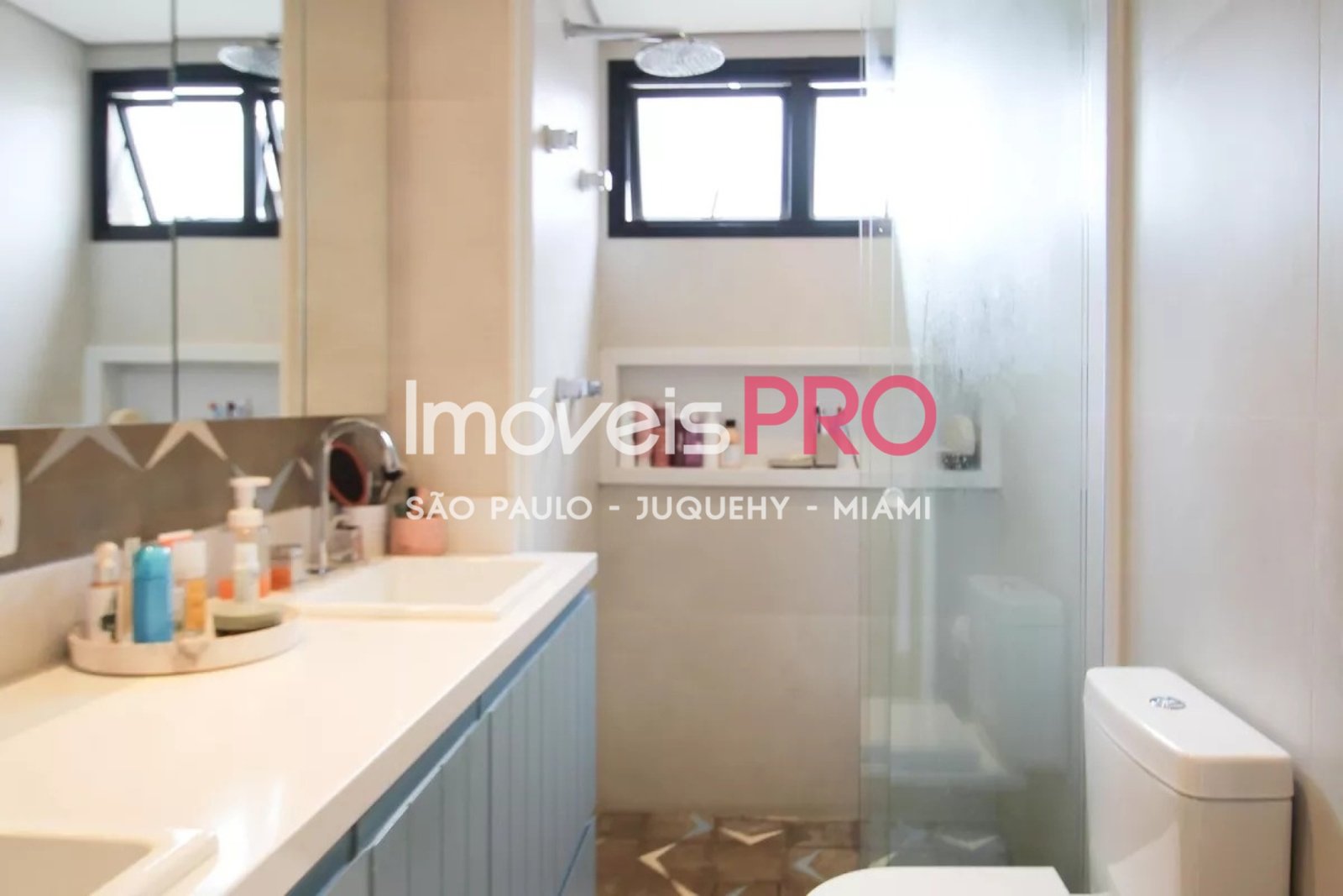 Foto :: https://assets.imoveispro.com.br/thumb/IP38271/apartamento-venda-moema-passaros_IP38271_35_1920x1080.jpg?