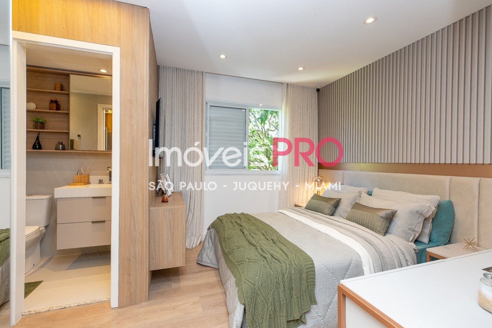 Foto :: https://assets.imoveispro.com.br/thumb/IP38273/condominio-venda-interlagos_IP38273_11_1920x1080.jpg?