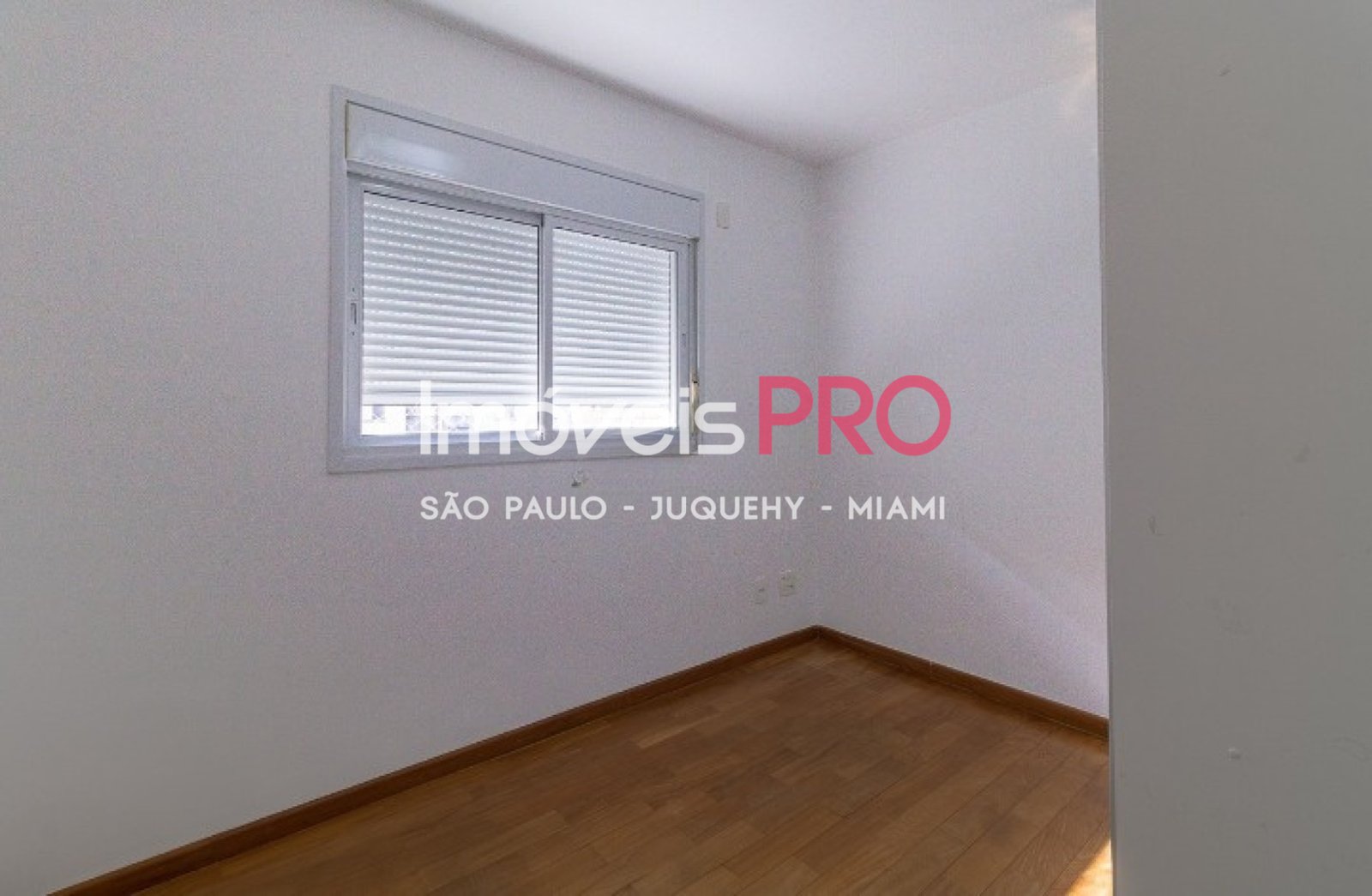 Foto :: https://assets.imoveispro.com.br/thumb/IP38280/apartamento-venda-vila-olimpia_IP38280_29_1920x1080.jpg?