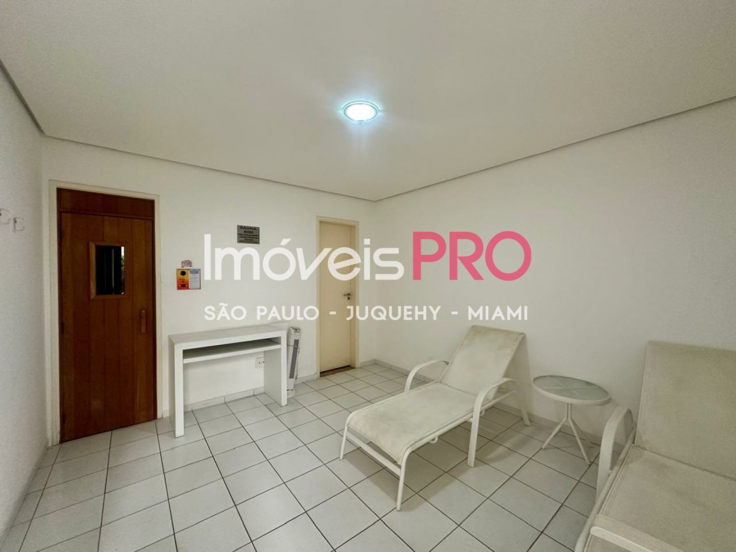 Foto :: https://assets.imoveispro.com.br/thumb/IP38283/apartamento-aluguel-itaim-bibi_IP38283_29_1920x1080.jpg?