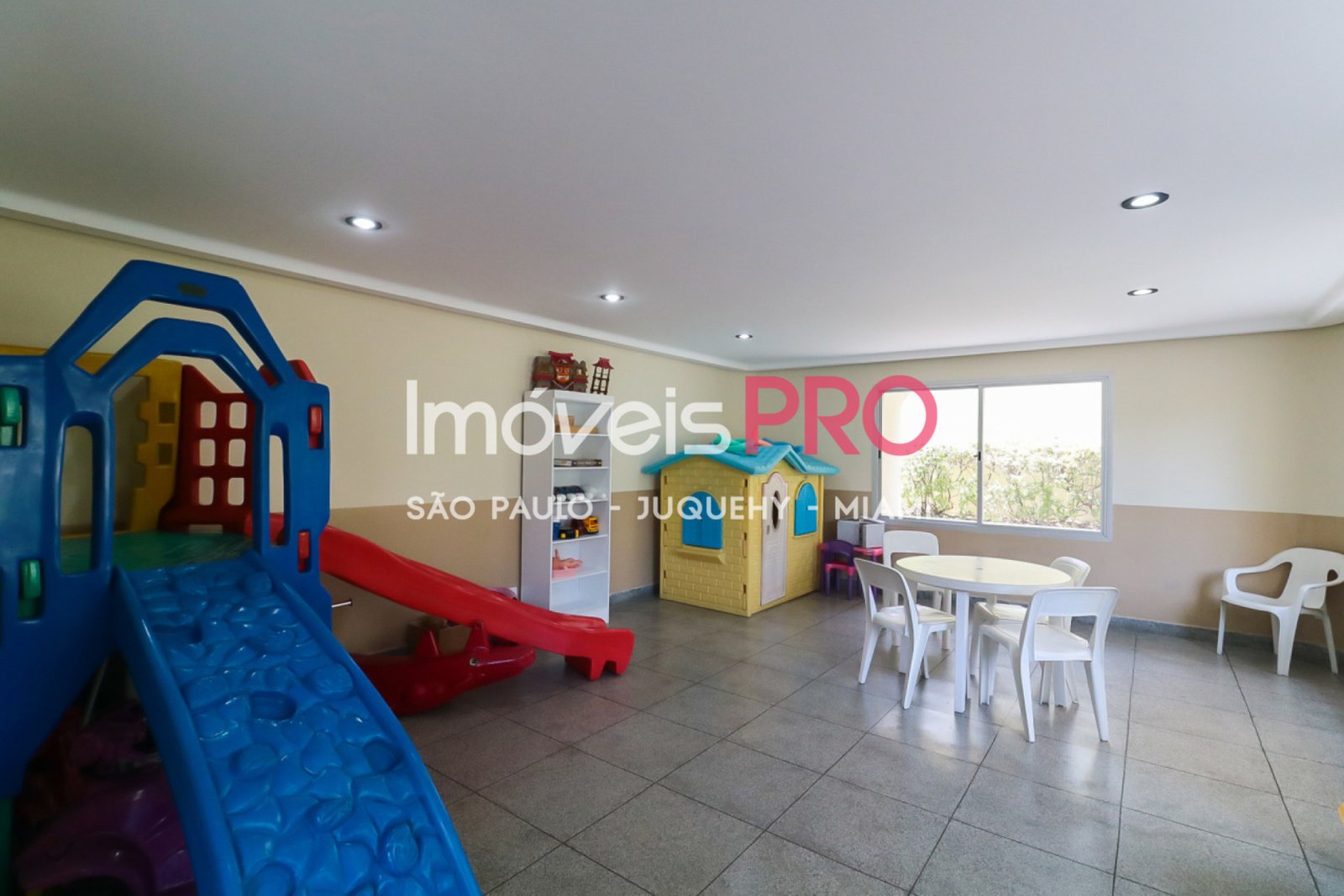 Foto :: IP38288