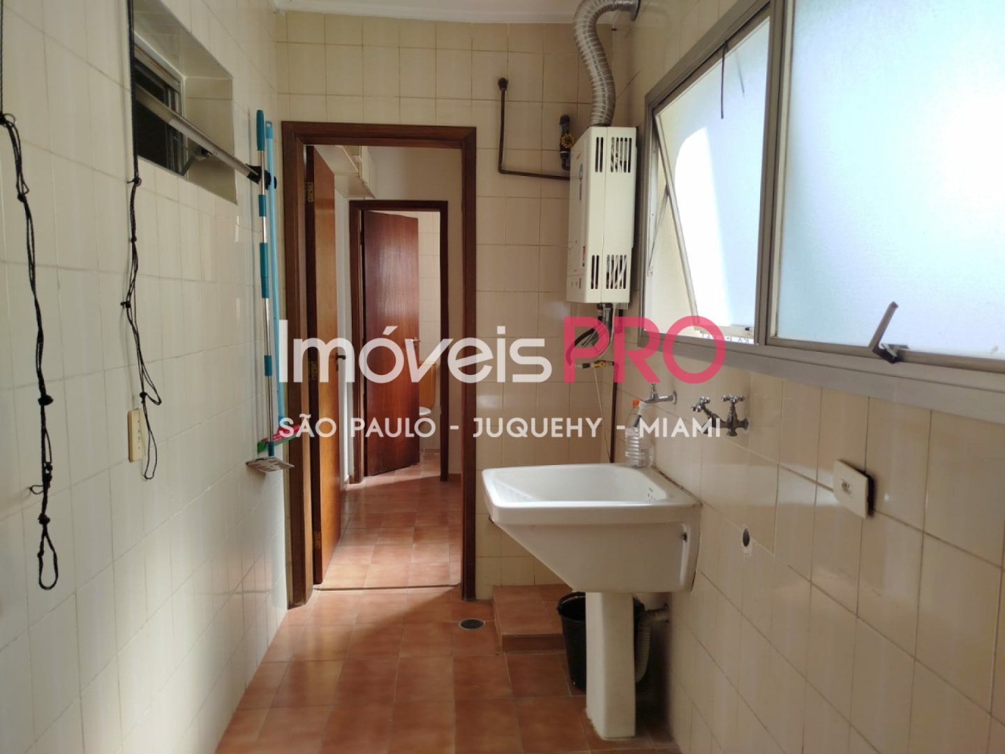 Foto :: IP38288
