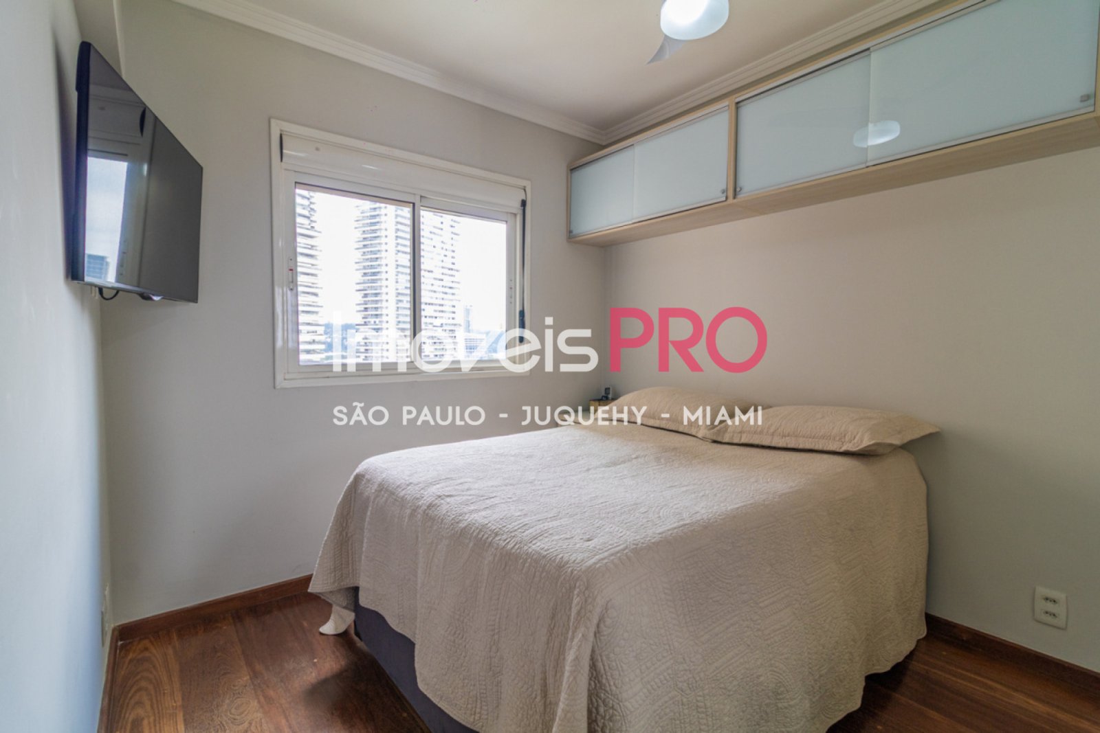 Foto :: https://assets.imoveispro.com.br/thumb/IP38290/apartamento-aluguel-pinheiros_IP38290_35_1920x1080.jpg?