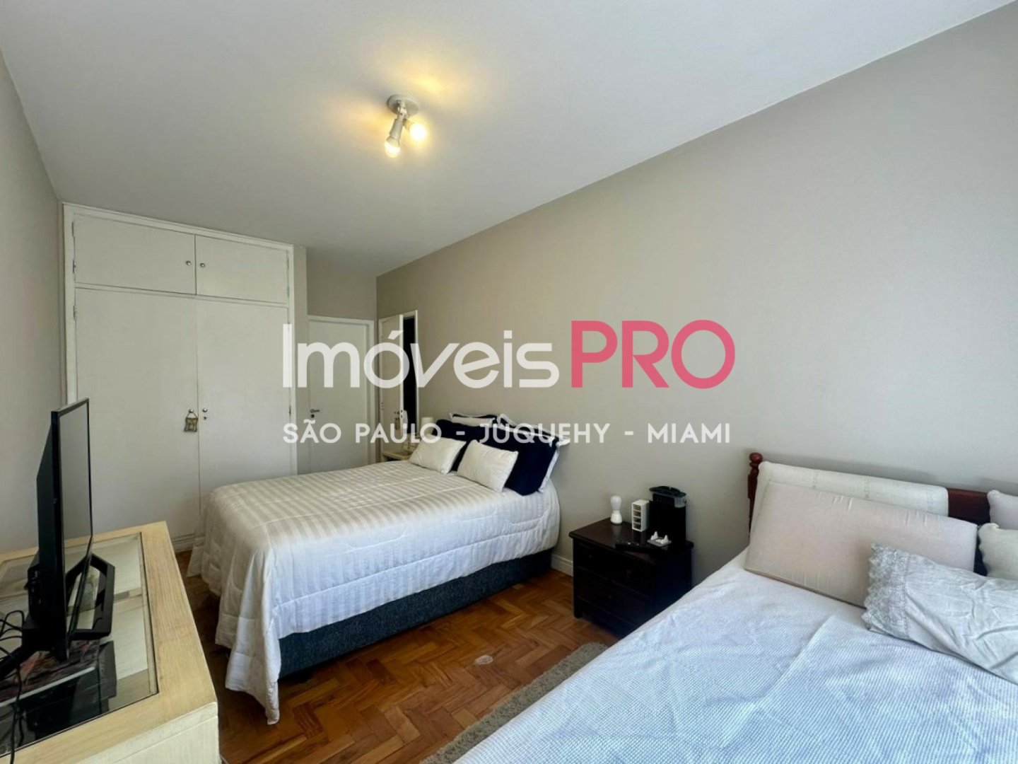 Foto :: https://assets.imoveispro.com.br/thumb/IP38298/apartamento-venda-itaim-bibi_IP38298_23_1920x1080.jpg?