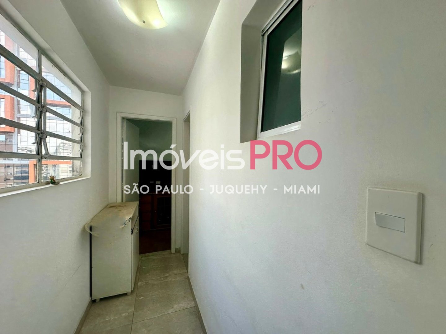 Foto :: https://assets.imoveispro.com.br/thumb/IP38298/apartamento-venda-itaim-bibi_IP38298_29_1920x1080.jpg?