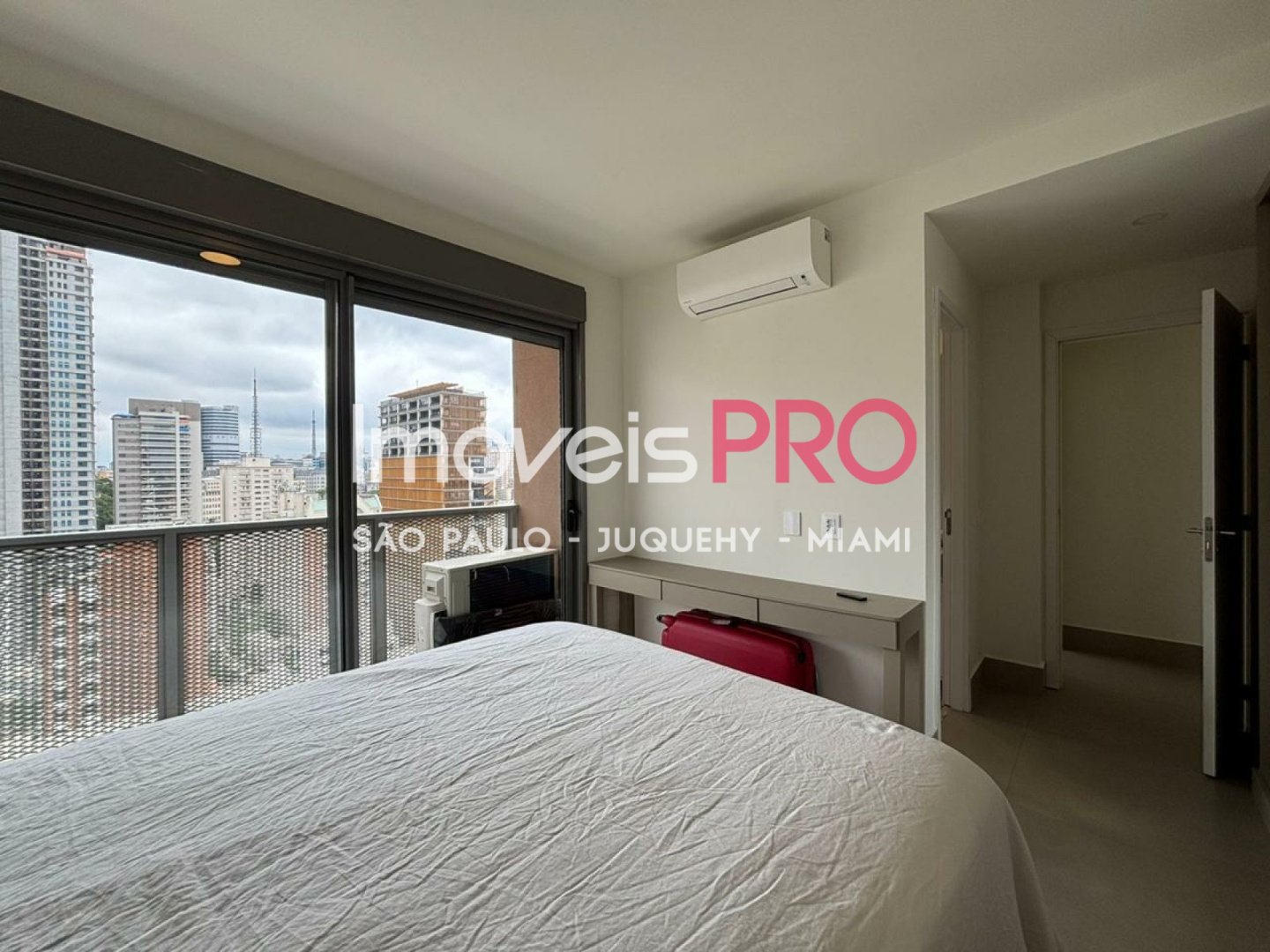 Foto :: https://assets.imoveispro.com.br/thumb/IP38300/apartamento-aluguel-pinheiros_IP38300_17_1920x1080.jpg?