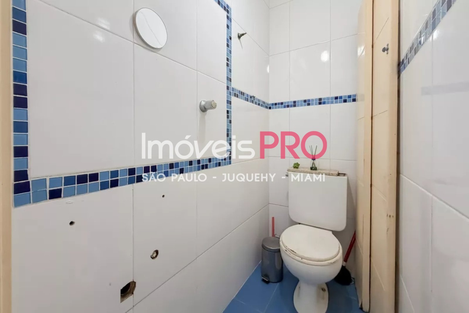 Foto :: https://assets.imoveispro.com.br/thumb/IP38313/apartamento-venda-vila-mariana_IP38313_23_1920x1080.jpg?