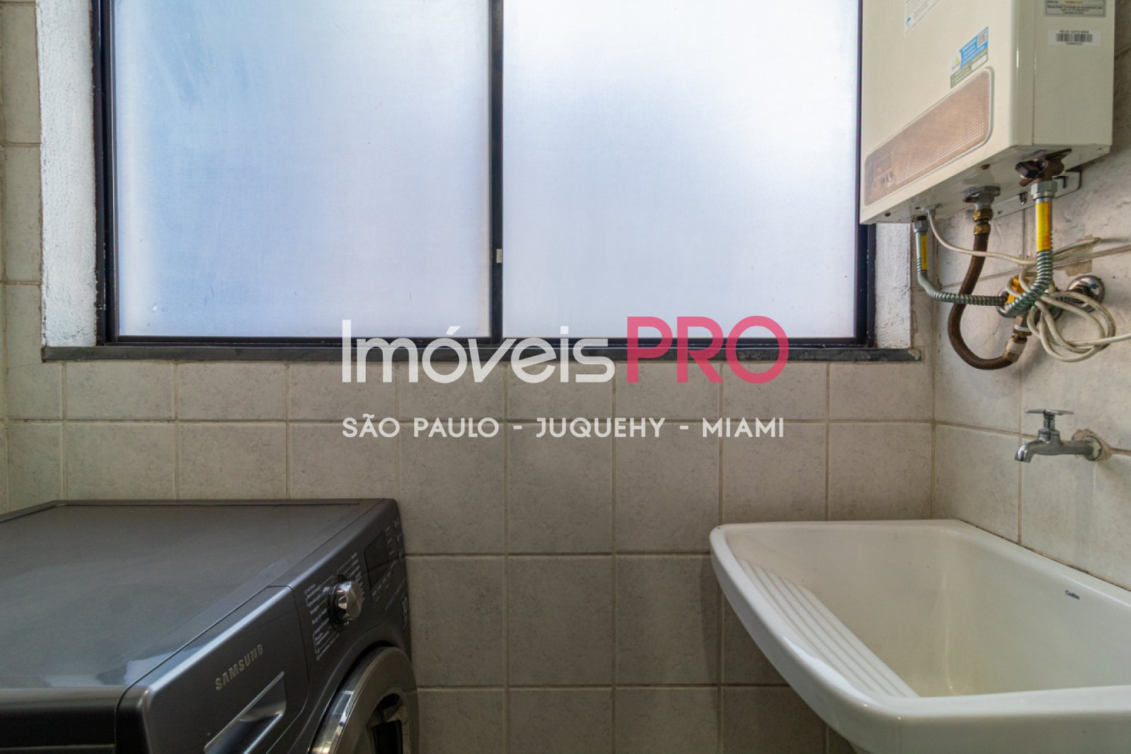 Foto :: IP38315