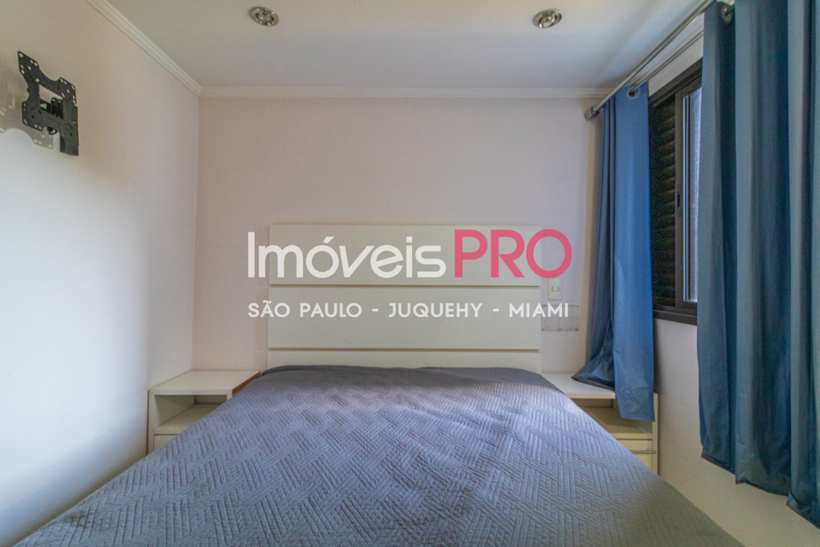 Foto :: IP38315