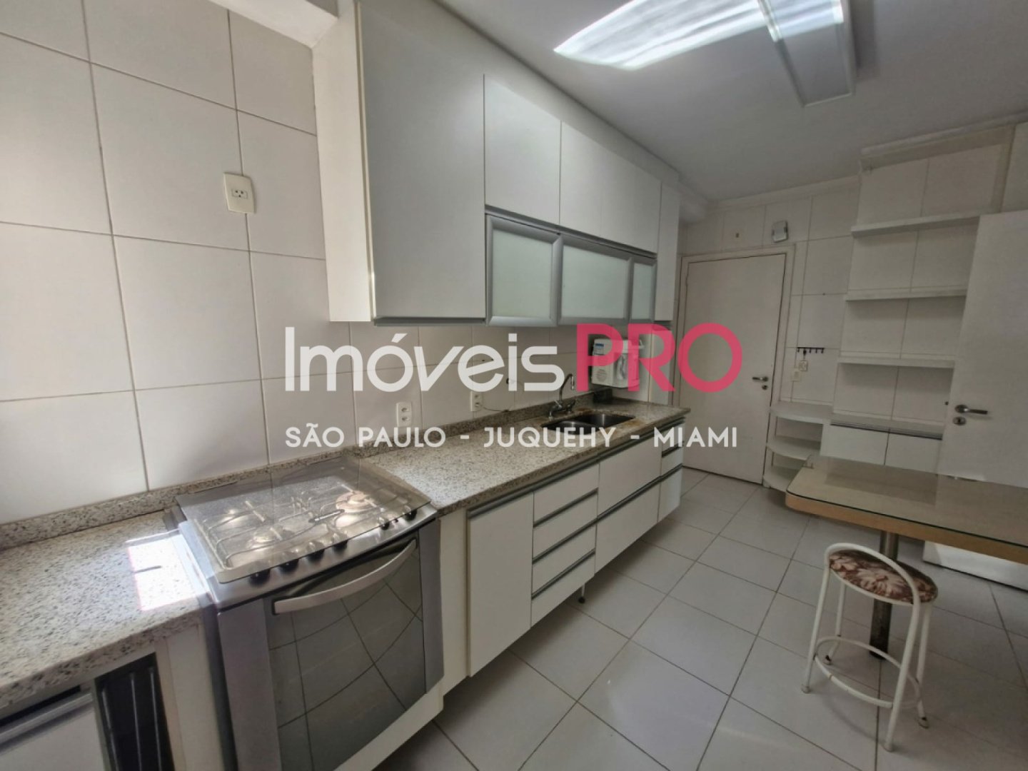Foto :: IP38316
