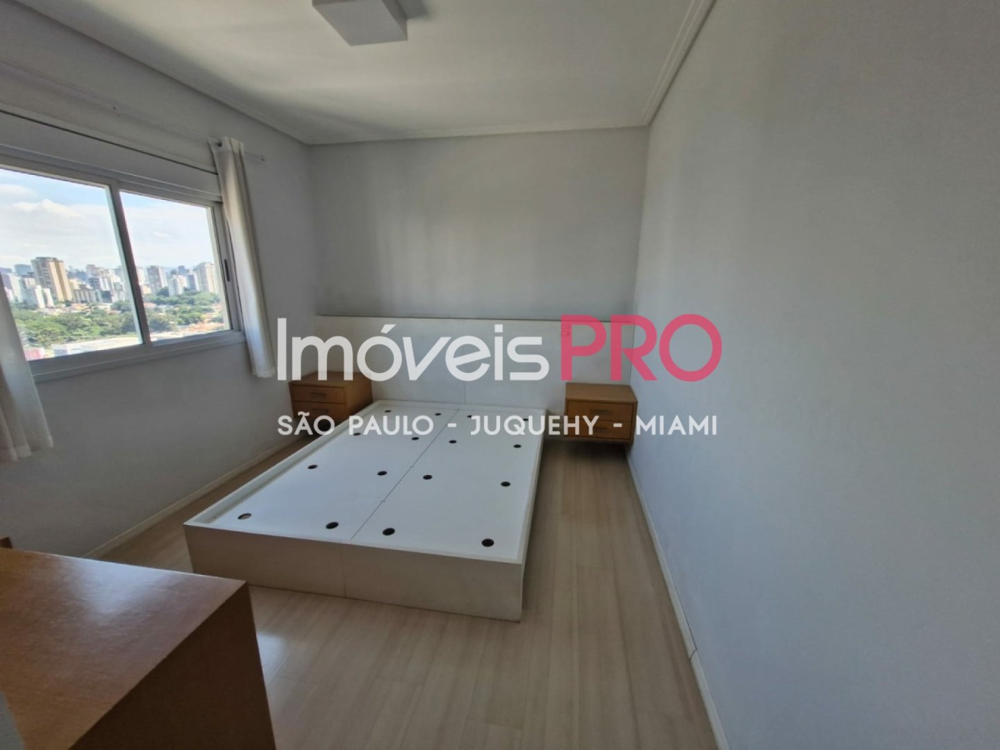 Foto :: IP38316