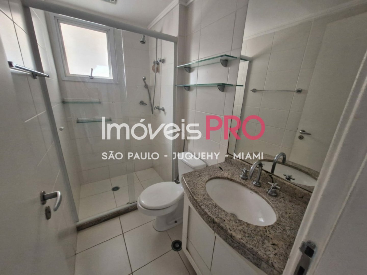 Foto :: IP38316