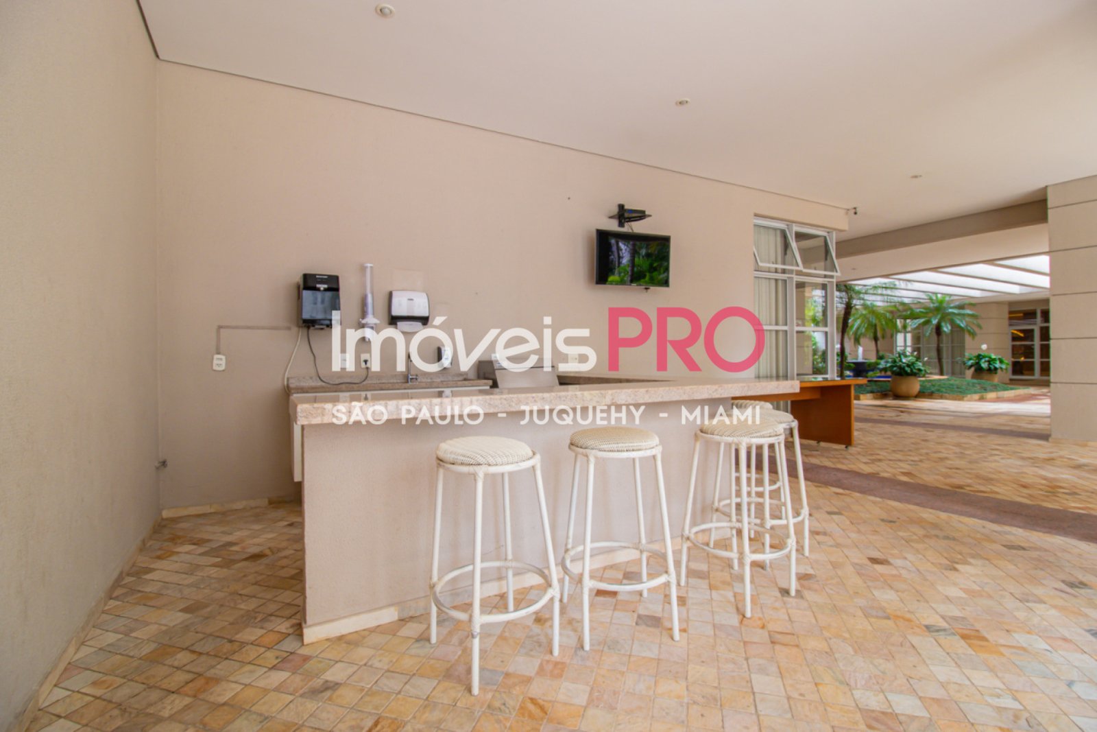 Foto :: https://assets.imoveispro.com.br/thumb/IP38316/apartamento-venda-campo-belo_IP38316_29_1920x1080.jpg?