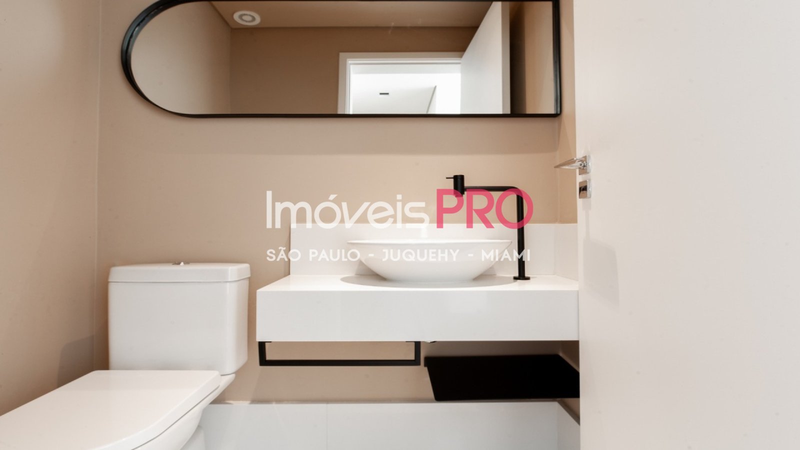Foto :: IP38323