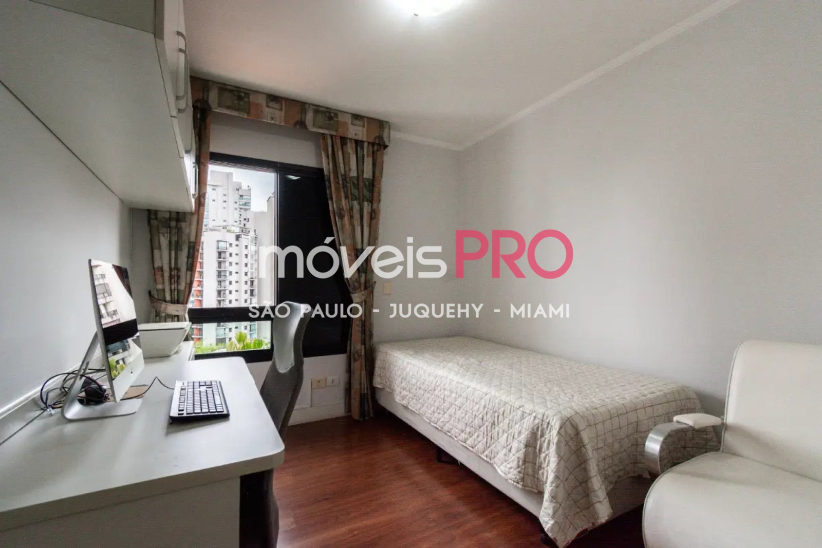 Foto :: https://assets.imoveispro.com.br/thumb/IP38329/apartamento-venda-moema_IP38329_23_1920x1080.jpg?