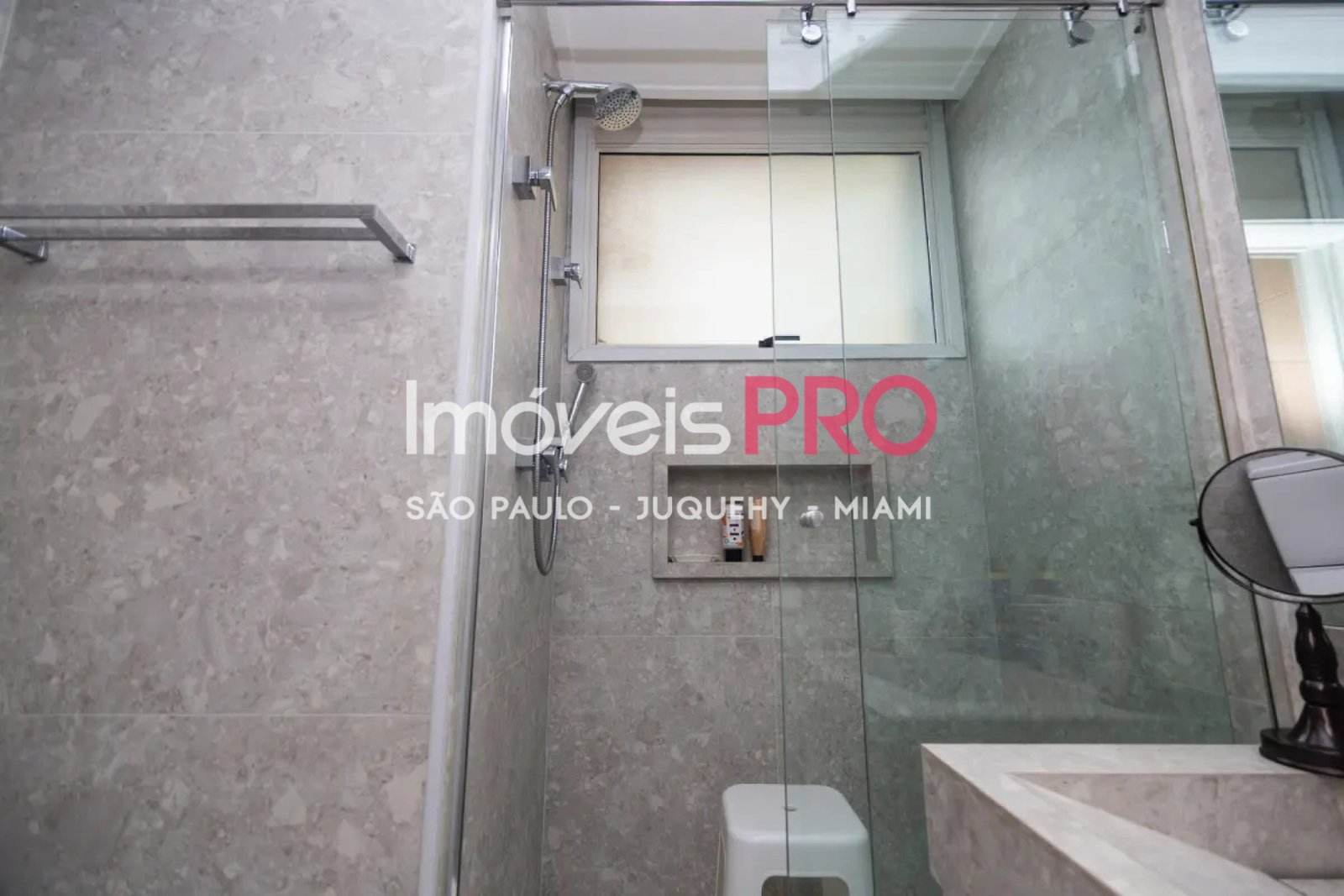 Foto :: IP38333