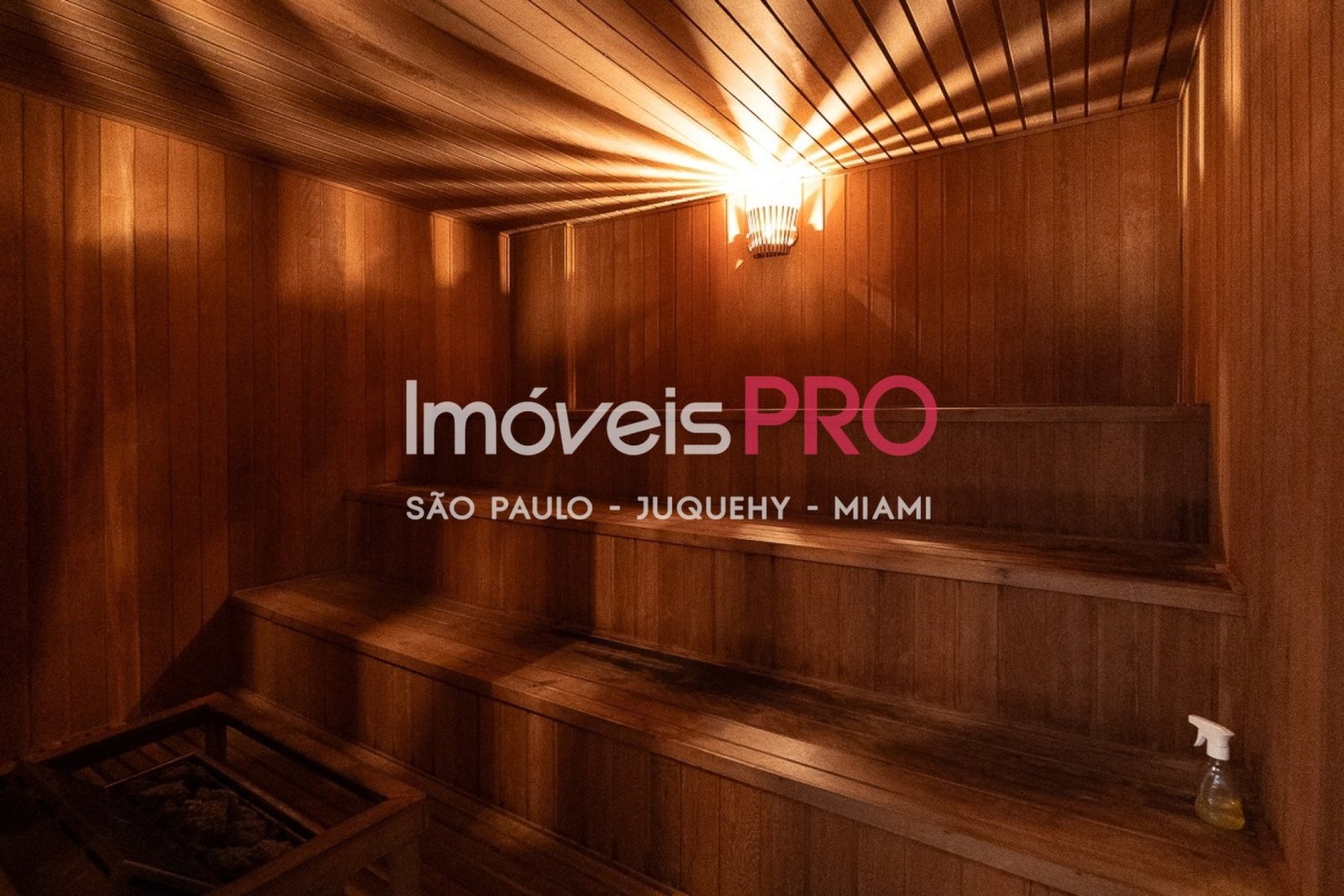 Foto :: https://assets.imoveispro.com.br/thumb/IP38340/apartamento-venda-itaim-bibi_IP38340_47_1920x1080.jpg?
