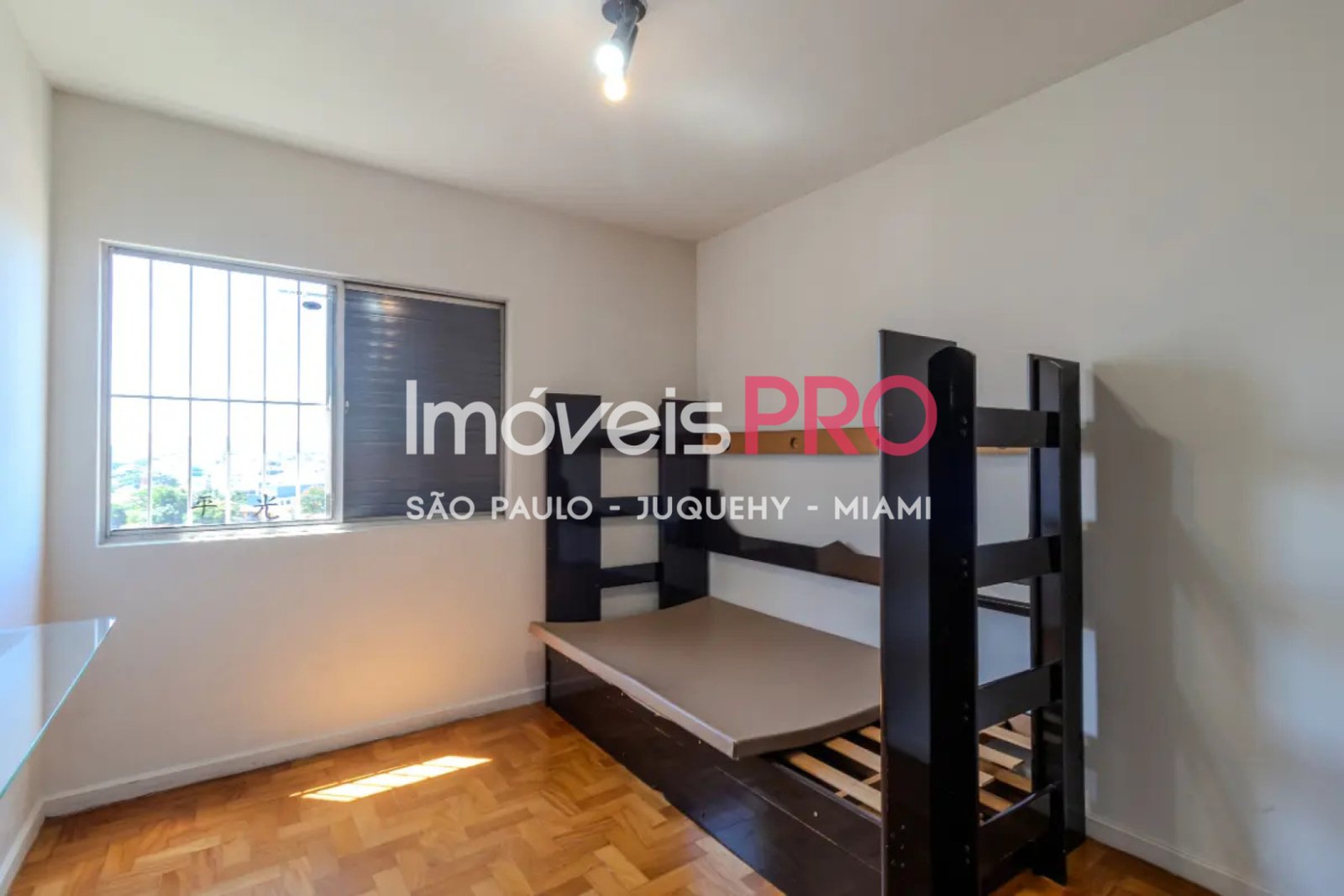 Foto :: https://assets.imoveispro.com.br/thumb/IP38341/apartamento-venda-campo-belo_IP38341_11_1920x1080.jpg?