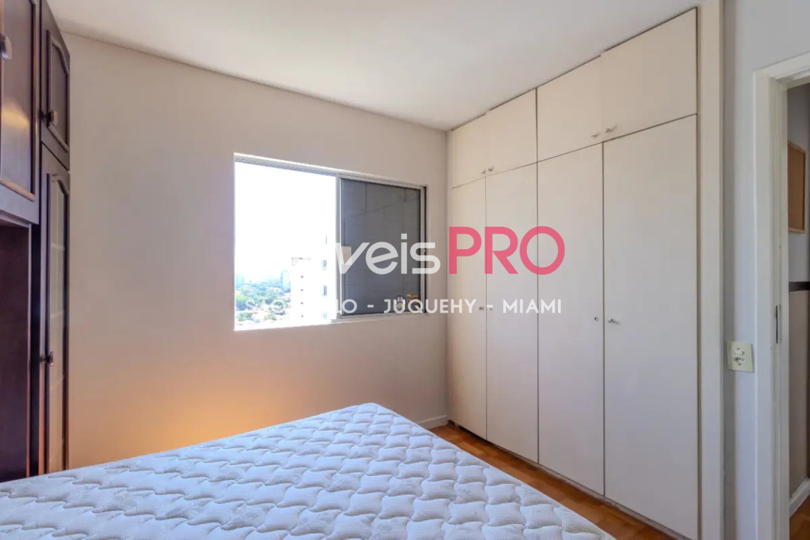 Foto :: https://assets.imoveispro.com.br/thumb/IP38341/apartamento-venda-campo-belo_IP38341_17_1920x1080.jpg?