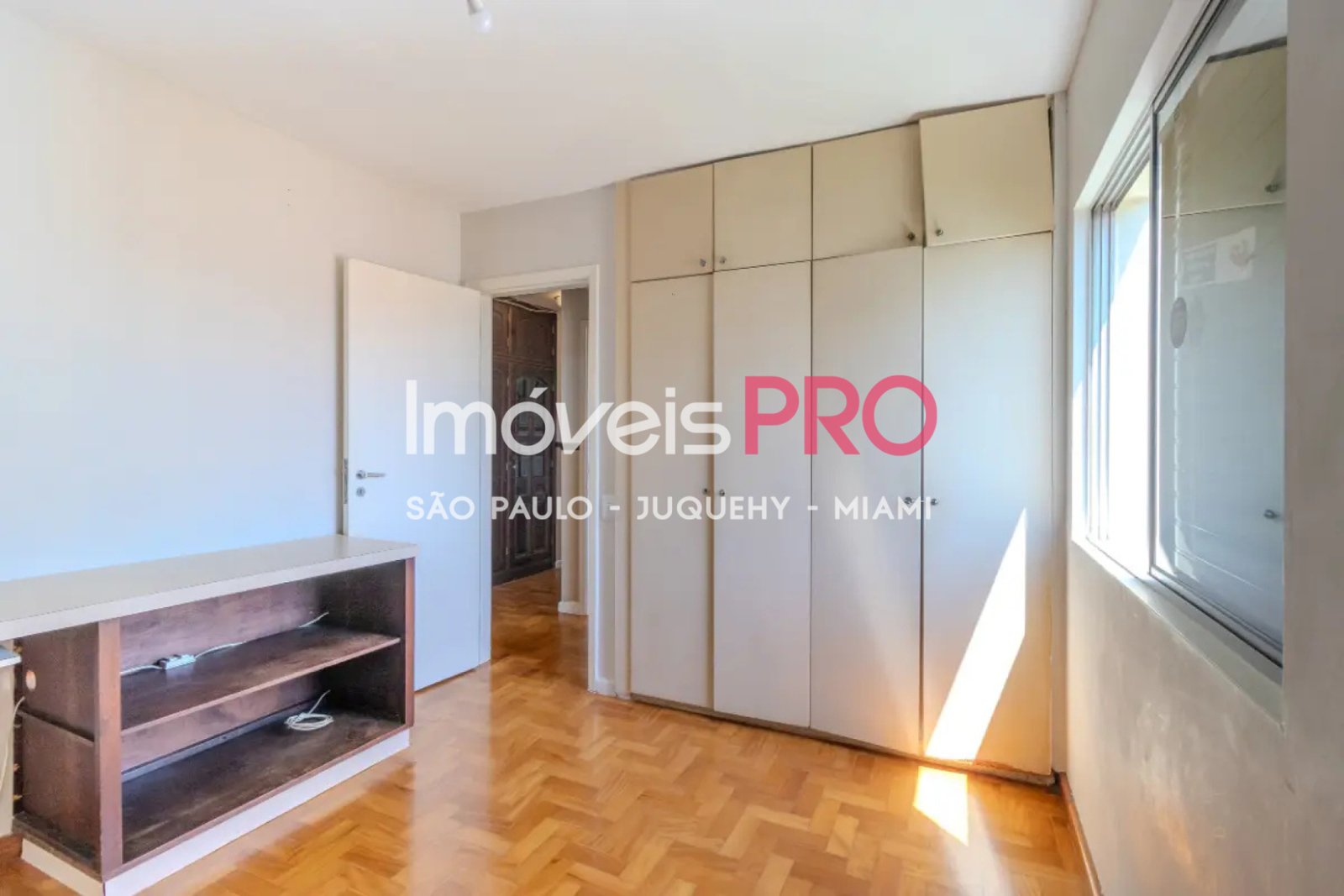 Foto :: https://assets.imoveispro.com.br/thumb/IP38341/apartamento-venda-campo-belo_IP38341_23_1920x1080.jpg?