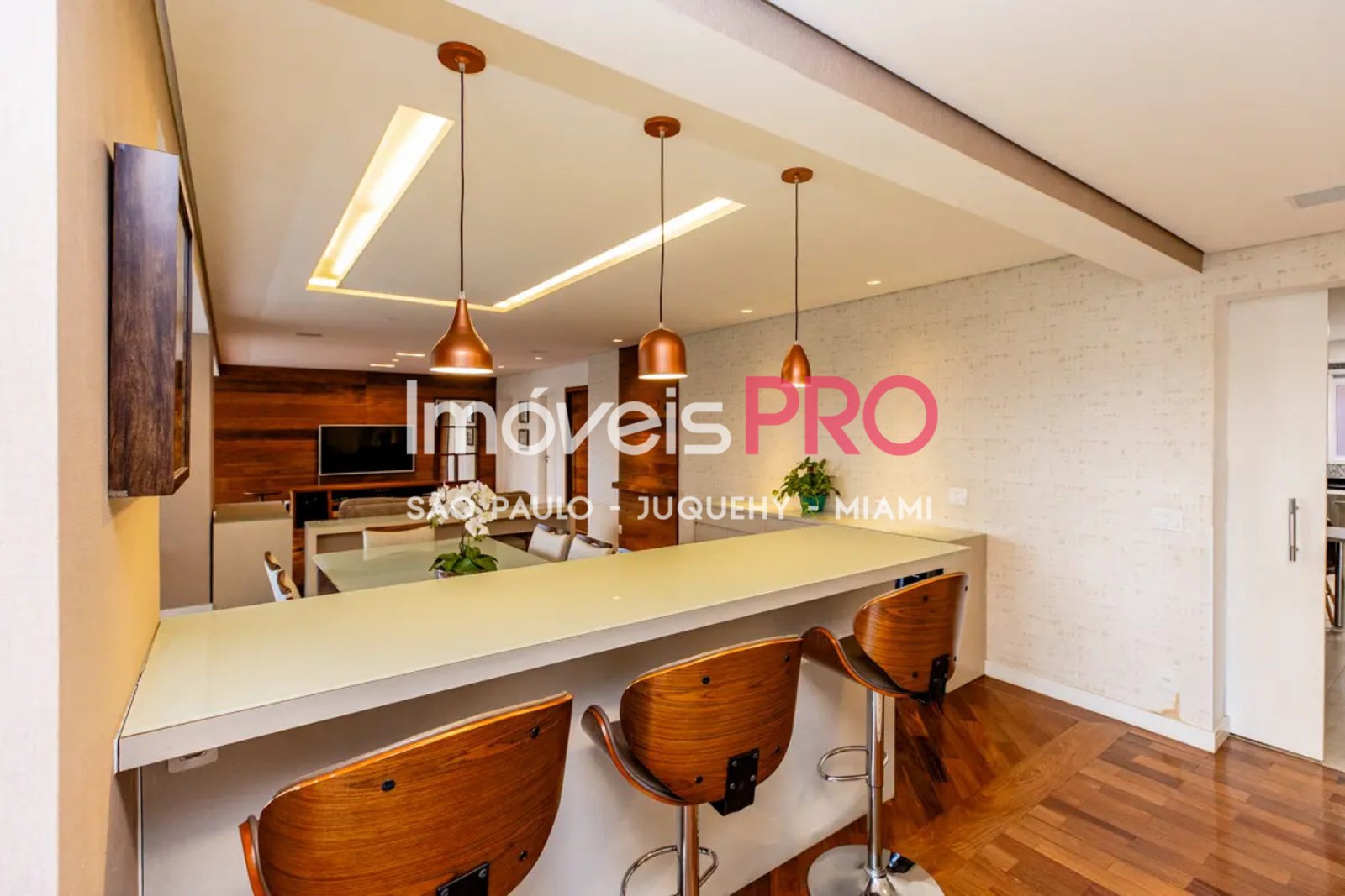 Foto :: https://assets.imoveispro.com.br/thumb/IP38348/apartamento-venda-campo-belo_IP38348_17_1920x1080.jpg?