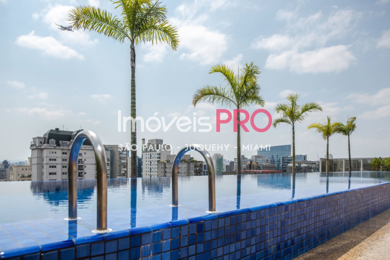 Foto :: https://assets.imoveispro.com.br/thumb/IP38351/apartamento-venda-itaim-bibi_IP38351_29_1920x1080.jpg?