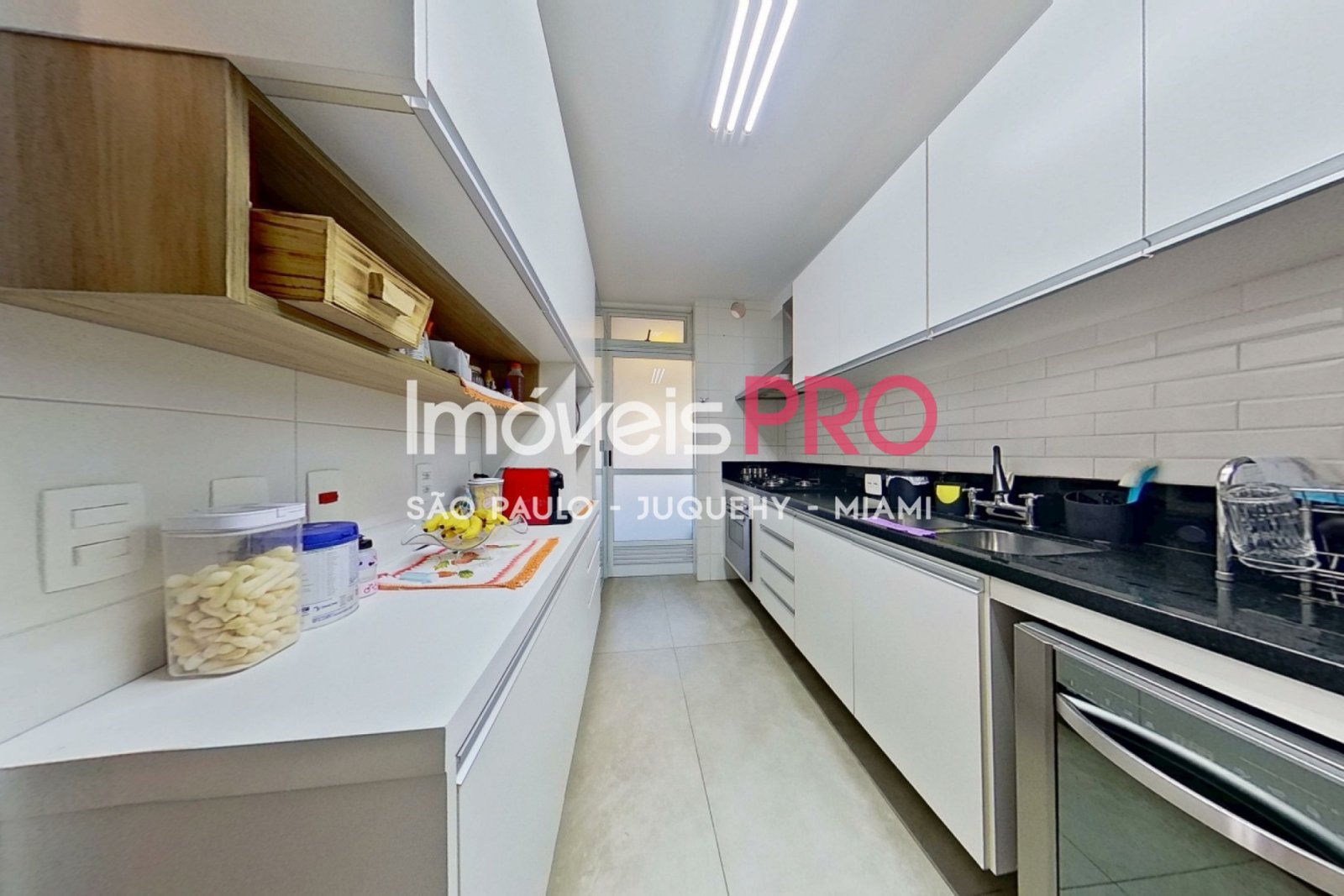 Foto :: https://assets.imoveispro.com.br/thumb/IP38352/apartamento-venda-brooklin_IP38352_11_1920x1080.jpg?