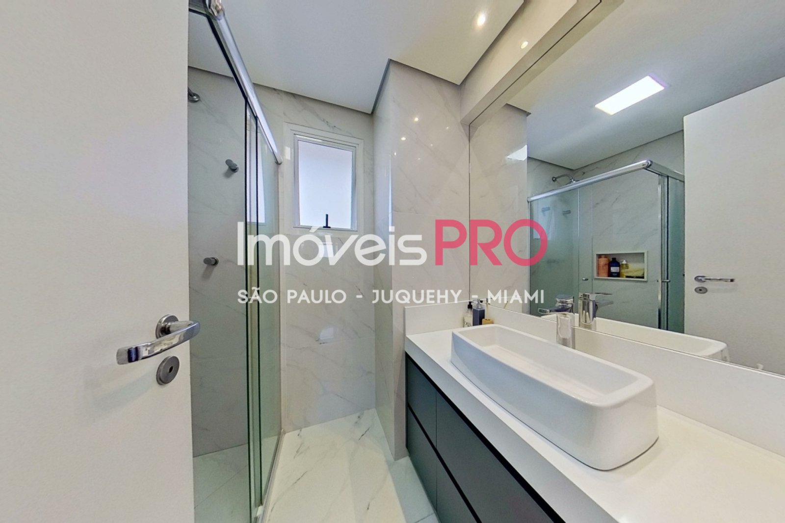 Foto :: https://assets.imoveispro.com.br/thumb/IP38352/apartamento-venda-brooklin_IP38352_17_1920x1080.jpg?