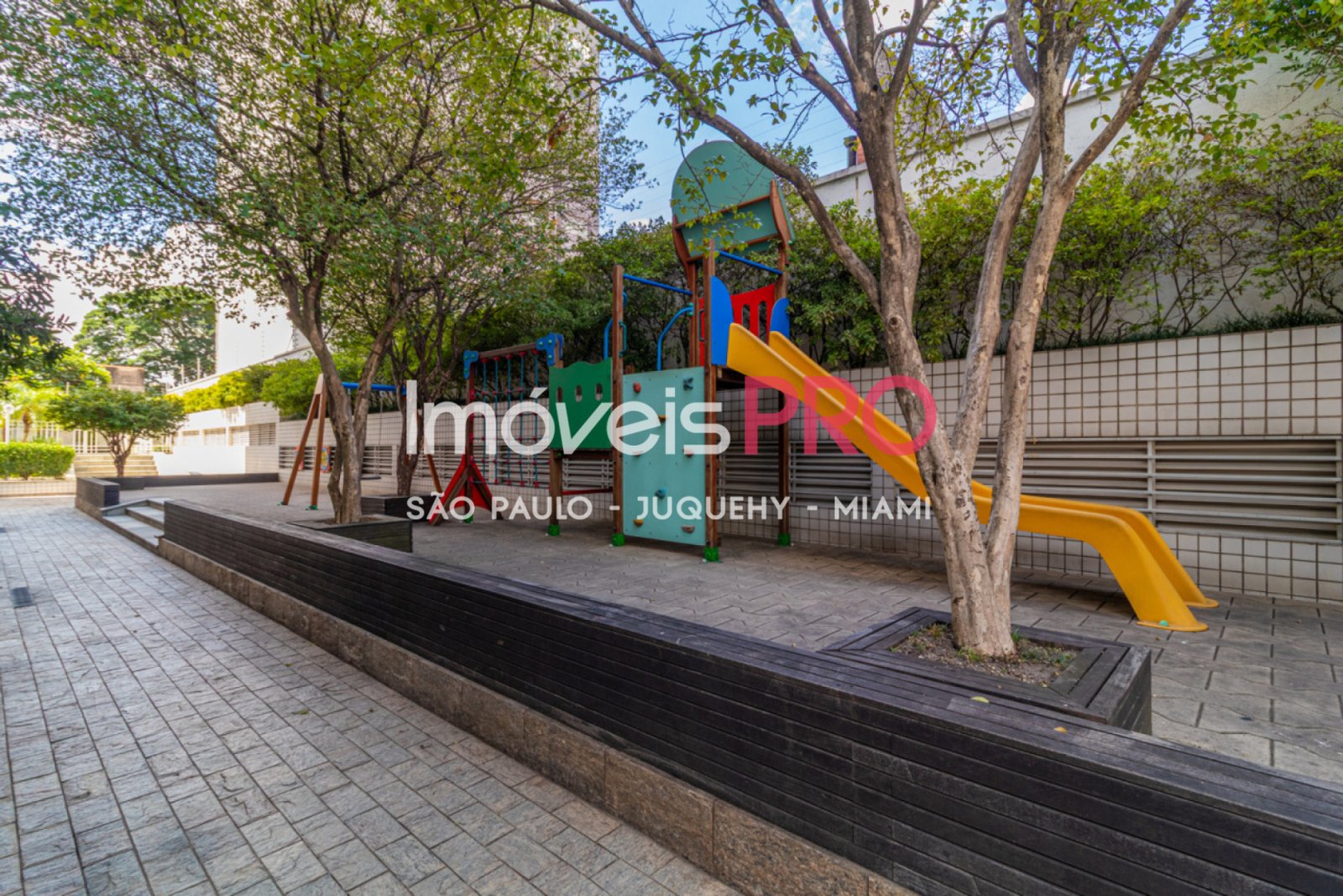 Foto :: IP38352