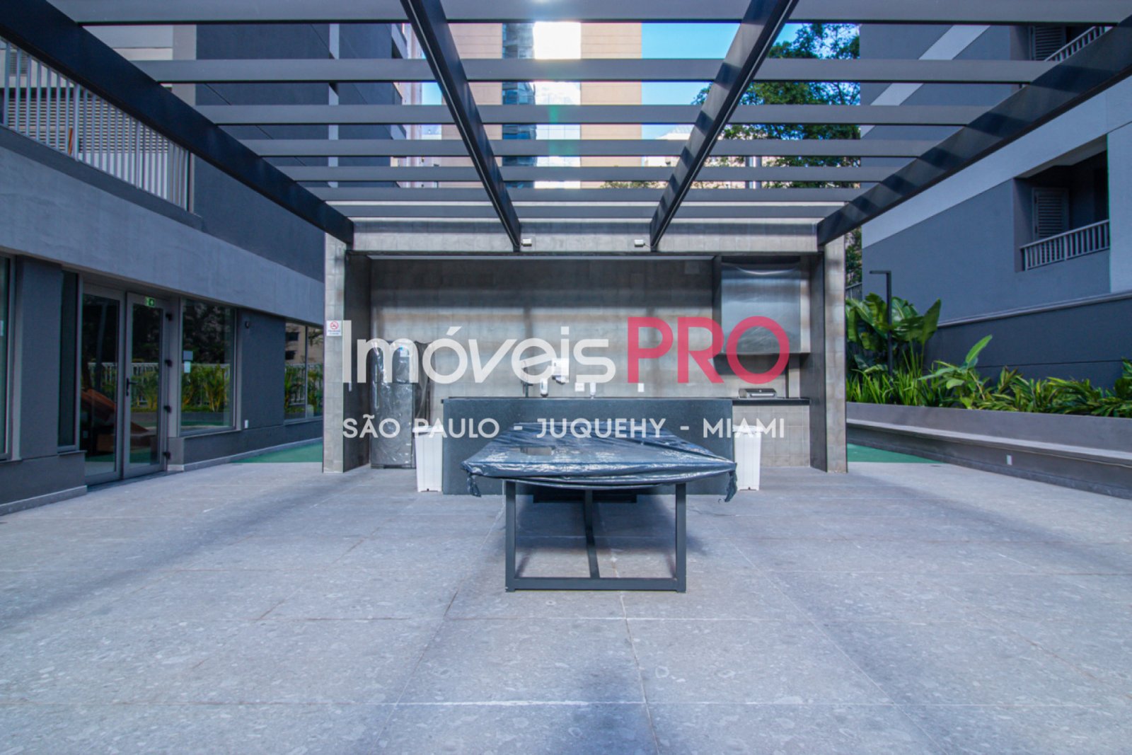 Foto :: IP38356