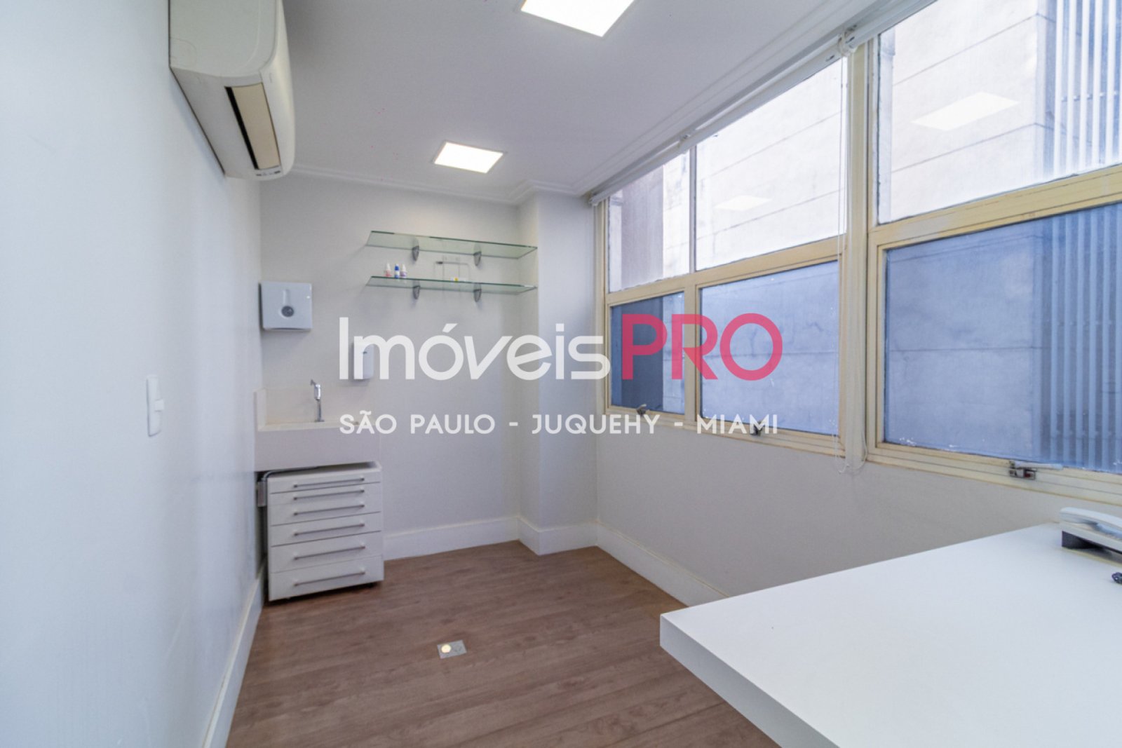 Foto :: IP38359