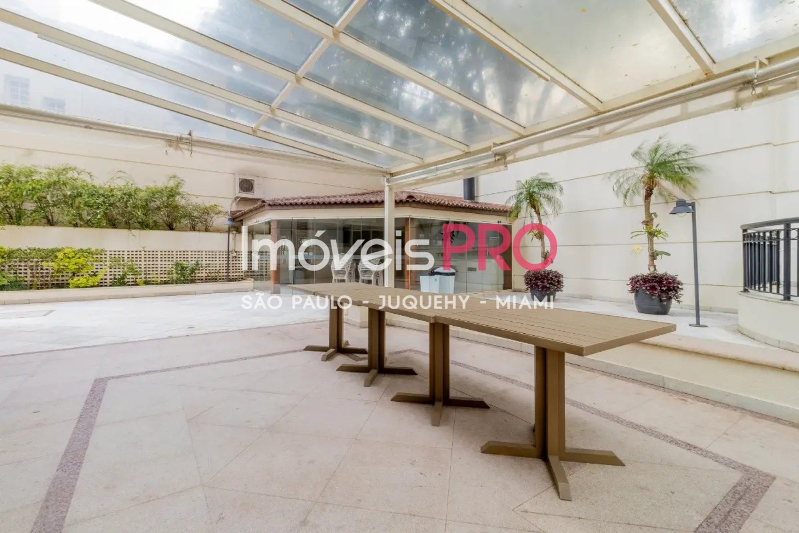 Foto :: https://assets.imoveispro.com.br/thumb/IP38361/apartamento-venda-perdizes_IP38361_35_1920x1080.jpg?