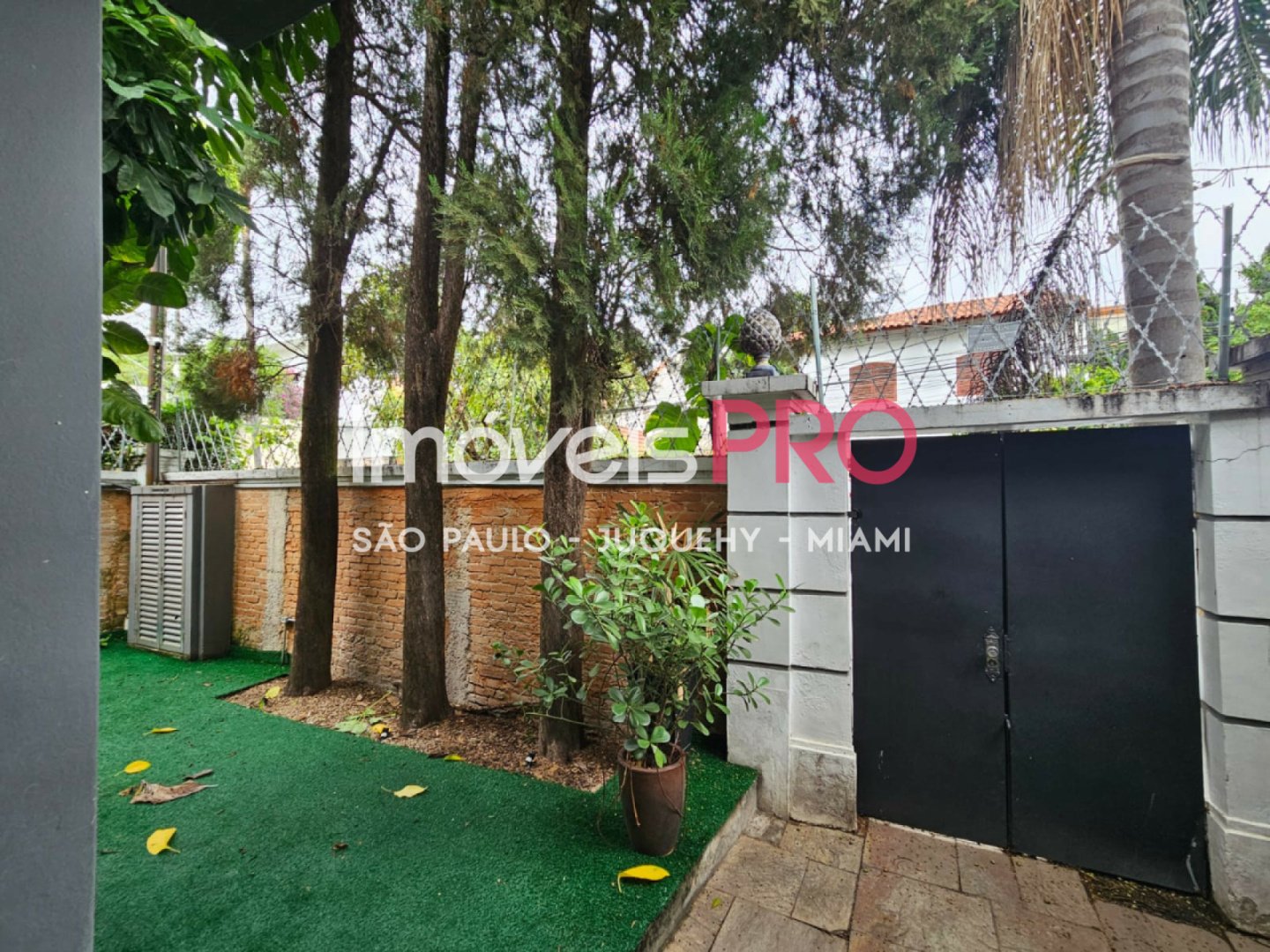 Foto :: https://assets.imoveispro.com.br/thumb/IP38371/sobrado-venda-jardim-paulista_IP38371_23_1920x1080.jpg?