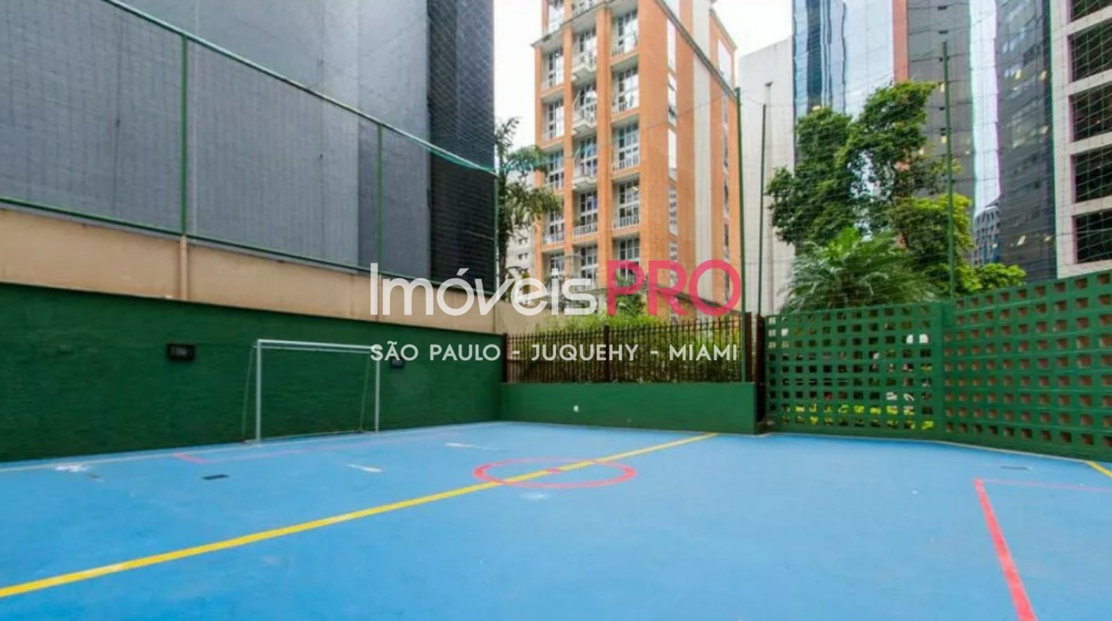 Foto :: IP38376
