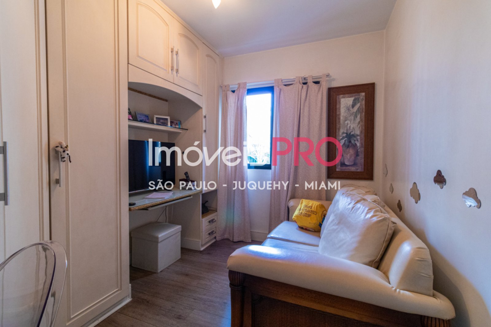 Foto :: https://assets.imoveispro.com.br/thumb/IP38379/apartamento-venda-brooklin-paulista_IP38379_23_1920x1080.jpg?