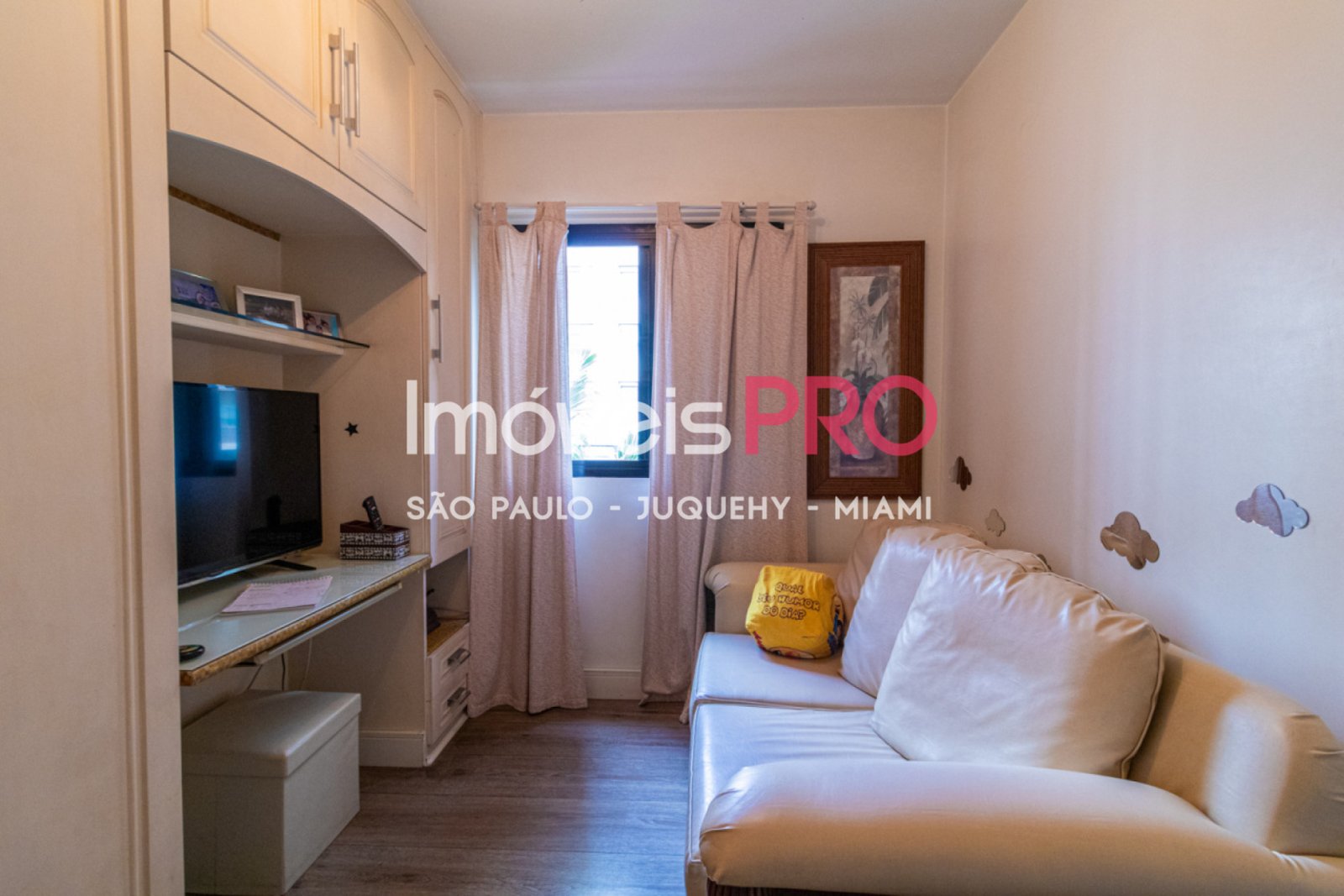 Foto :: IP38379