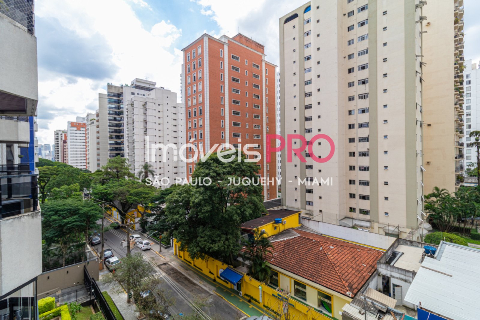 Foto :: https://assets.imoveispro.com.br/thumb/IP38379/apartamento-venda-brooklin-paulista_IP38379_35_1920x1080.jpg?