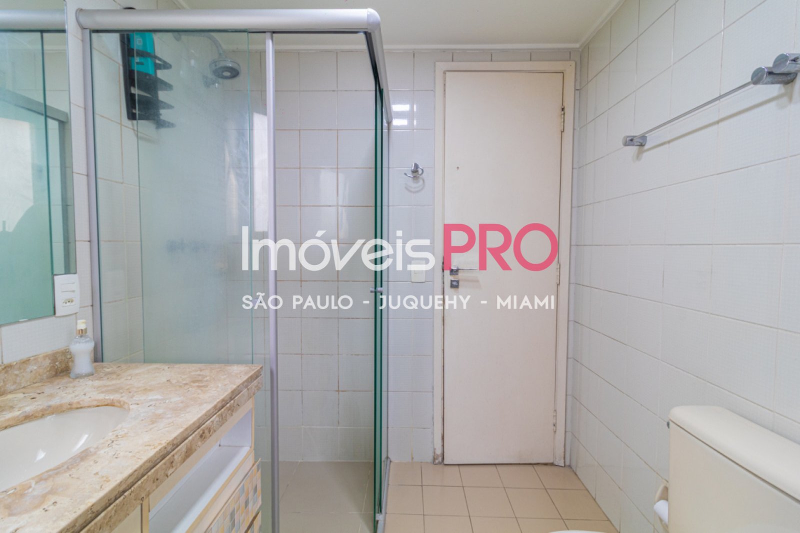 Foto :: IP38379